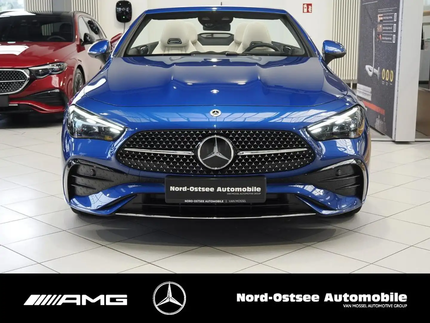Mercedes-Benz CLE 300 AMG 4M CABRIO NIGHT PANO DISTRO 360 HUD Blau - 2