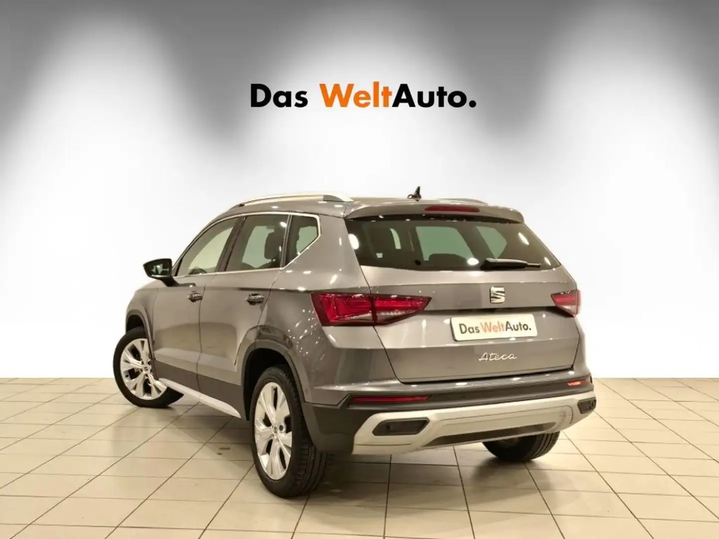 SEAT Ateca 1.5 EcoTSI S&S X-Perience XM DSG Grijs - 2