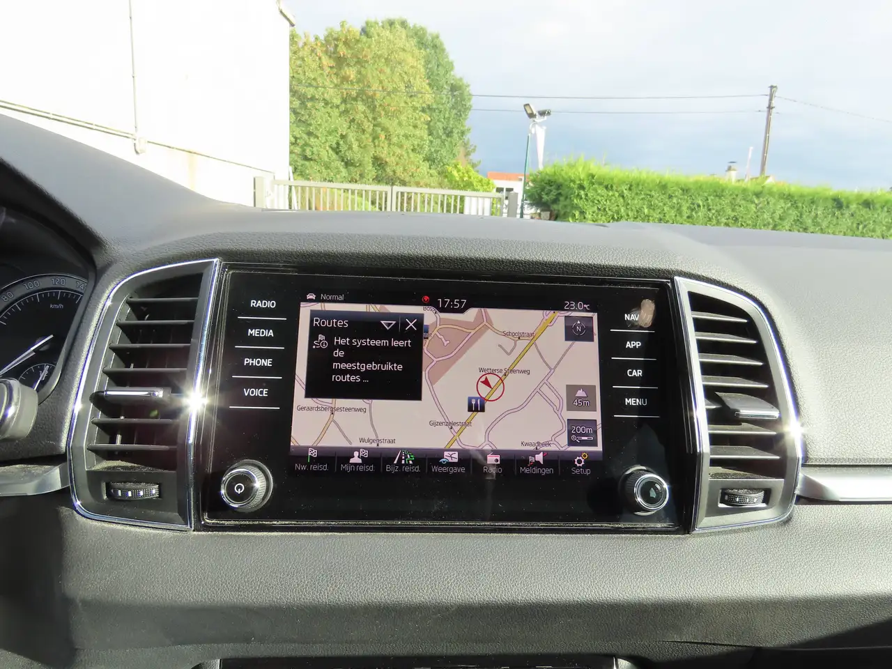 Skoda Karoq 1.6 CR TDi SCR Ambition 10000EUR netto PLUS BTW/TVA, миниатюра 7