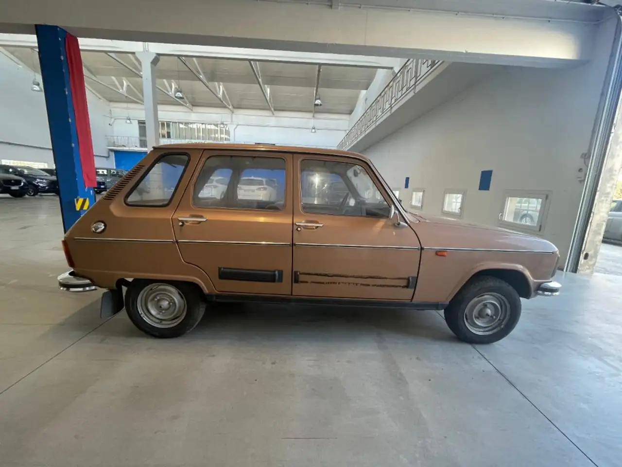 Renault R 6 845 cc da collezione conservata, foto 10