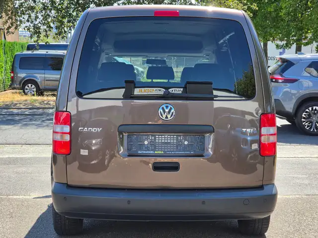 Volkswagen Caddy view 5