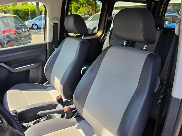 Volkswagen Caddy view 11