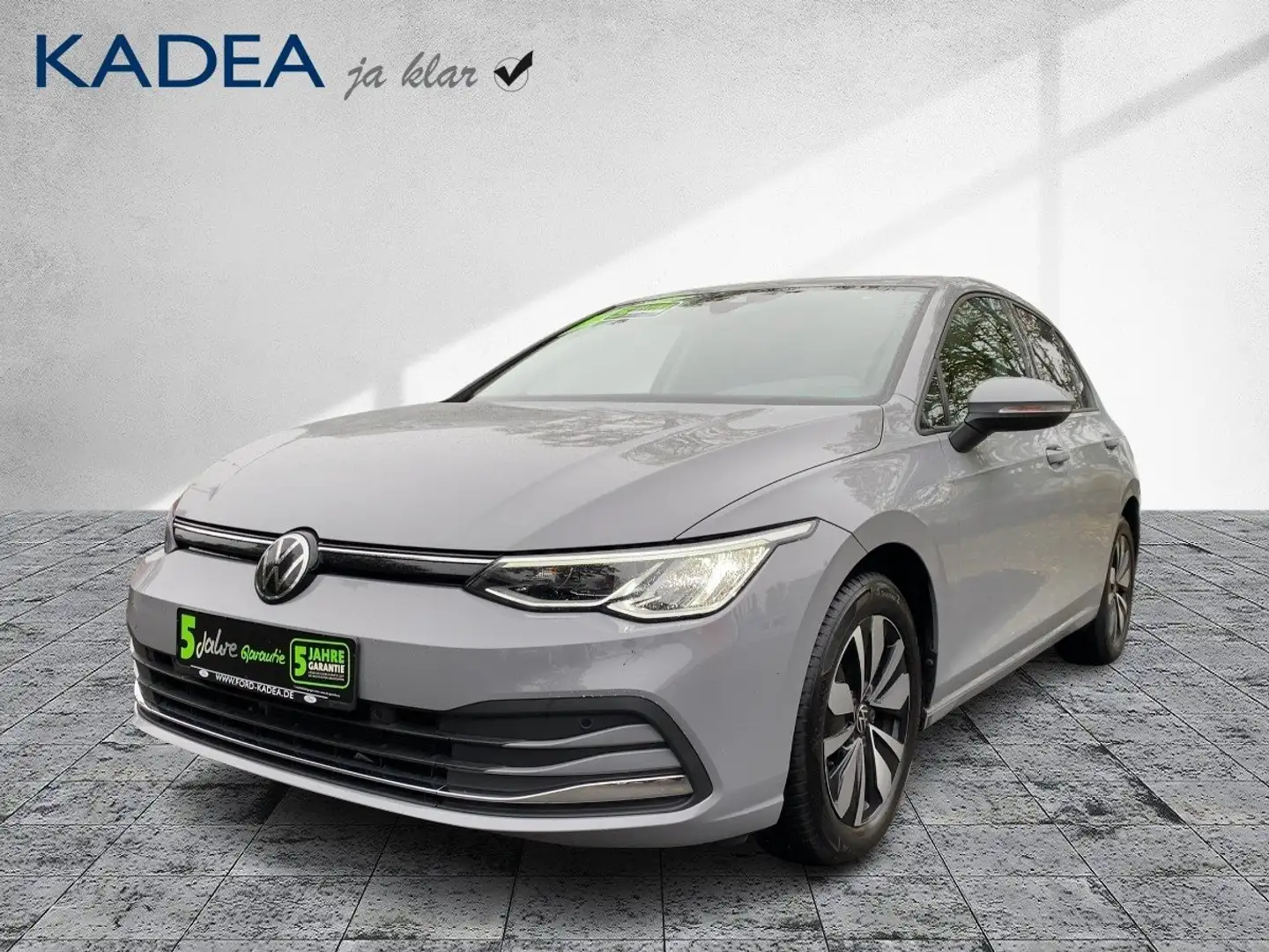 Volkswagen Golf VIII 1.5 TSI Move ACC+LED+Navi+SHZ+KlimaA Gris - 2