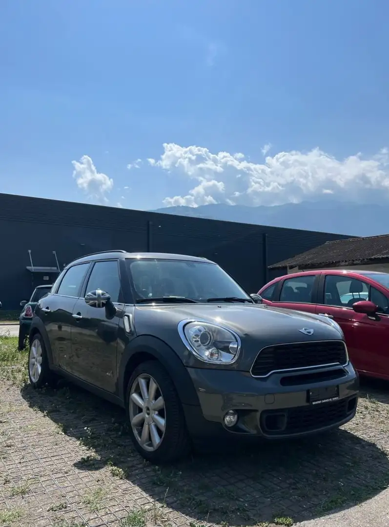MINI Cooper S ALL4 - 1