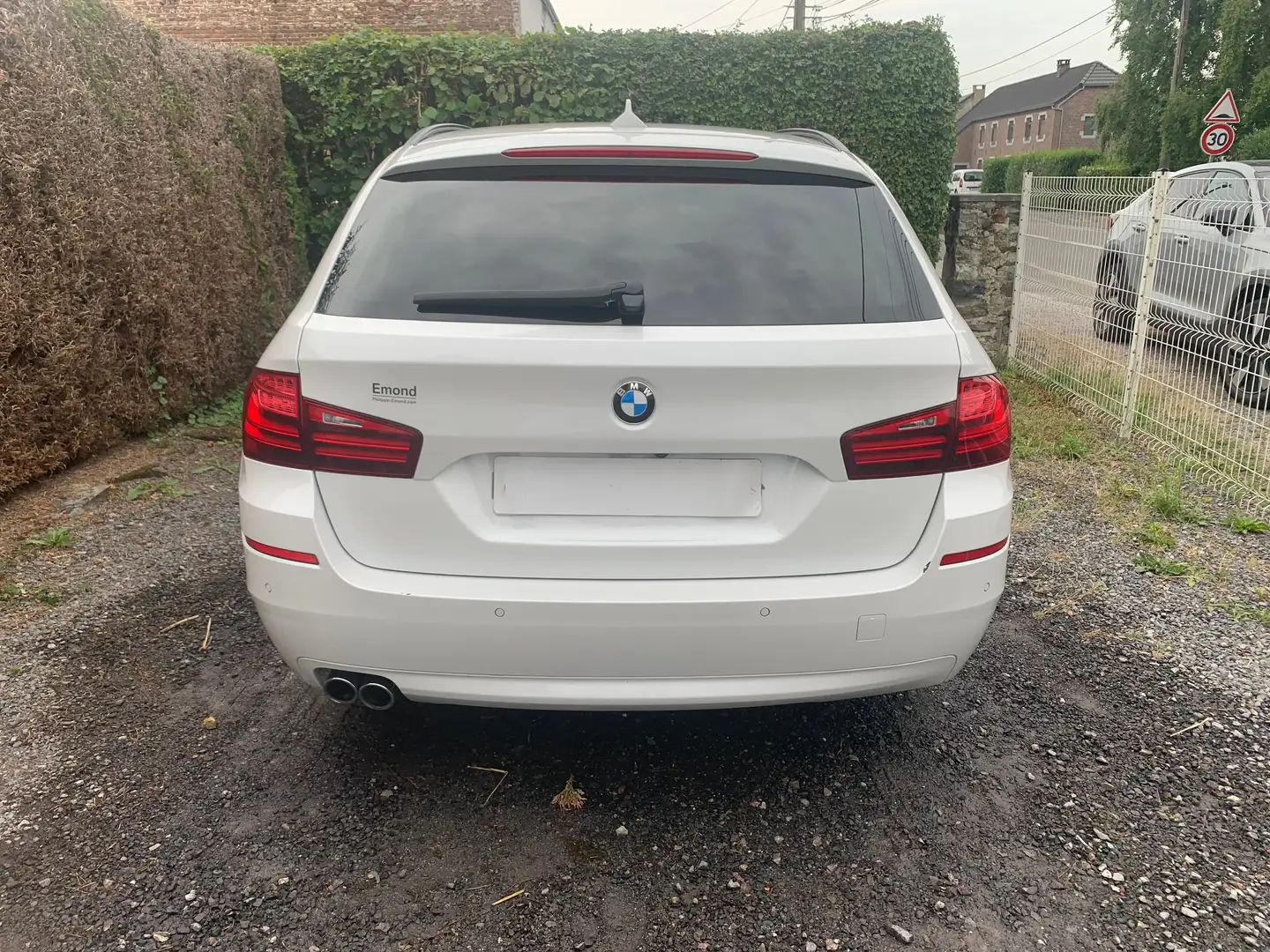 BMW 520 Touring 520d xDrive 184 ch Lounge A Blanc - 2