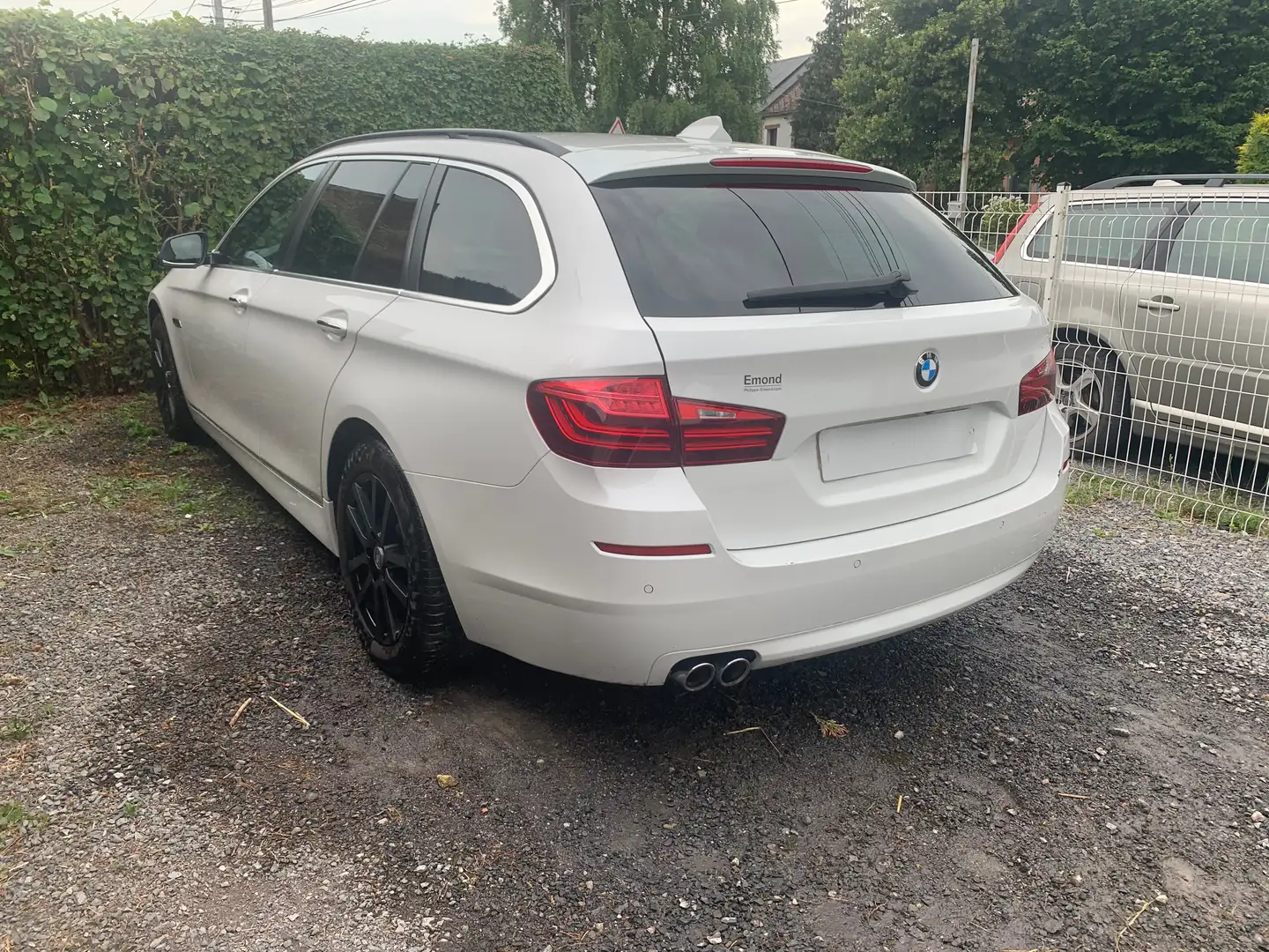 BMW 520 Touring 520d xDrive 184 ch Lounge A Blanc - 1