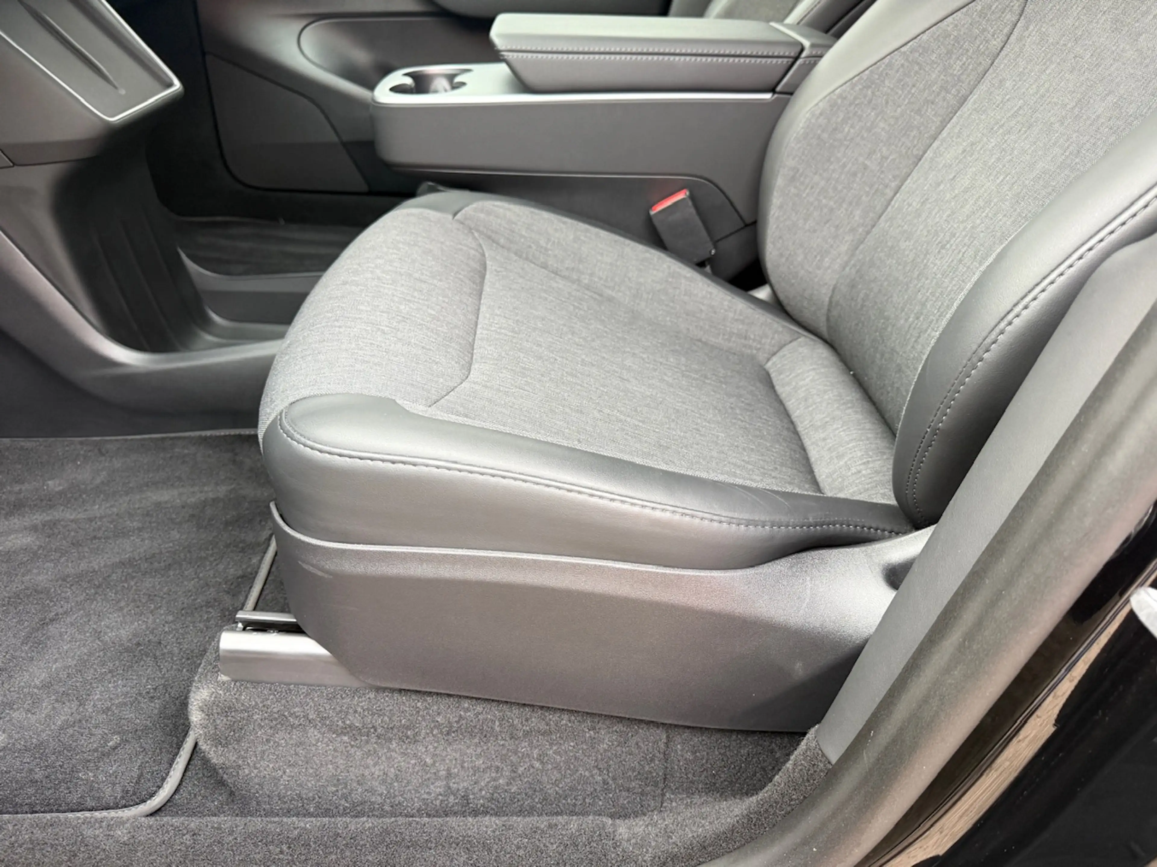 Tesla Model Y 60KWH Juniper/ Warmtepomp/ LFP Accu/ 1 Eigenaar/ O — photo 12