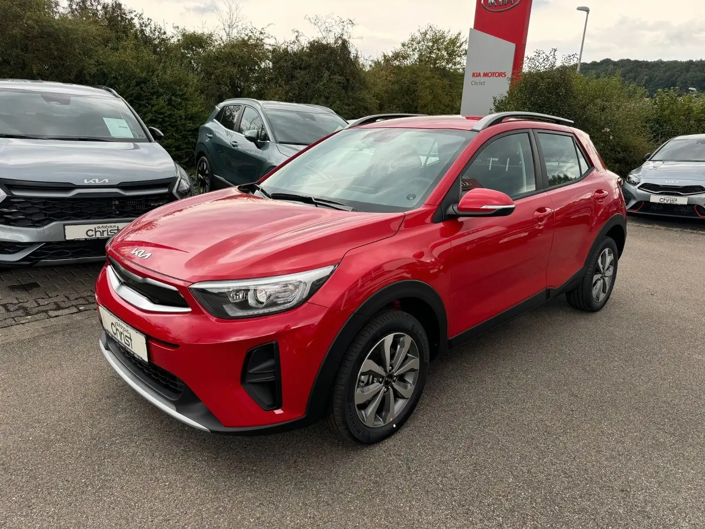 Kia Stonic 1.0 T-GDI Vision DCT7 *Navi*Kamera*SHZ* Rood - 1