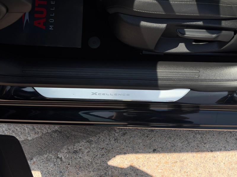 SEAT Leon ST 1.5 TSI DSG Xcellence CarPlay PANO CAM — photo 11