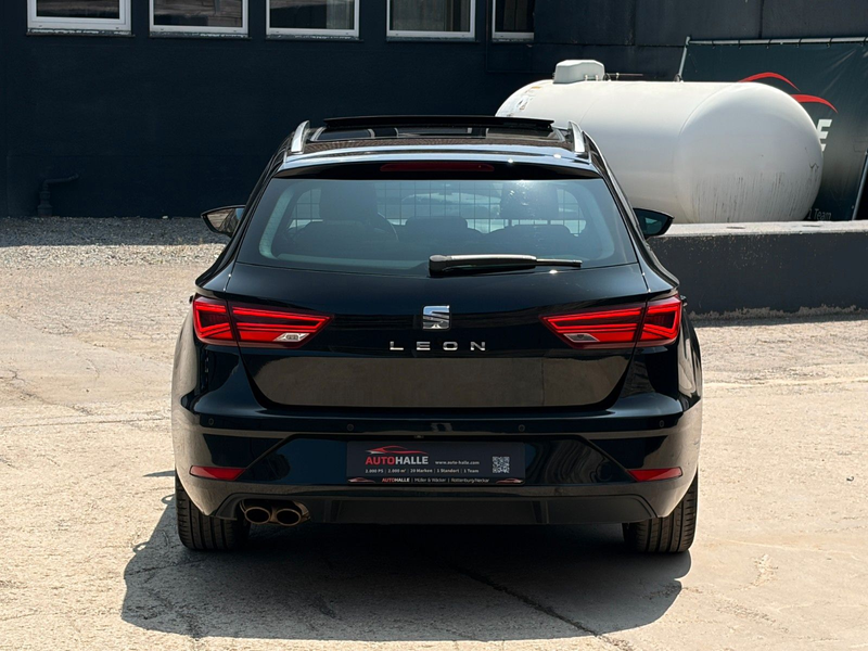SEAT Leon ST 1.5 TSI DSG Xcellence CarPlay PANO CAM — photo 8