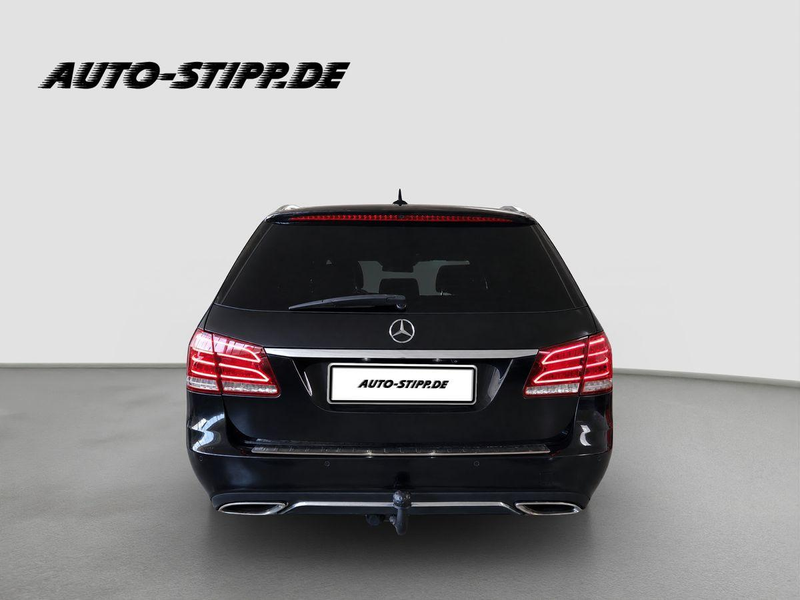Mercedes-Benz E 350 T 4Matic BLIS ACC RFK LEDER PANO LED AHK — photo 12