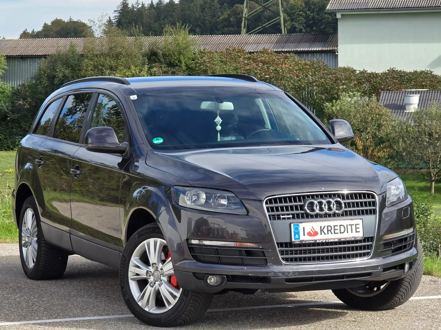 Audi Q7 3.0 TDI Quattro*(171kW)*Top*Kredit*Automatik* Grau - 2