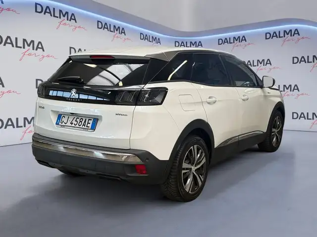 Peugeot 3008 view 5