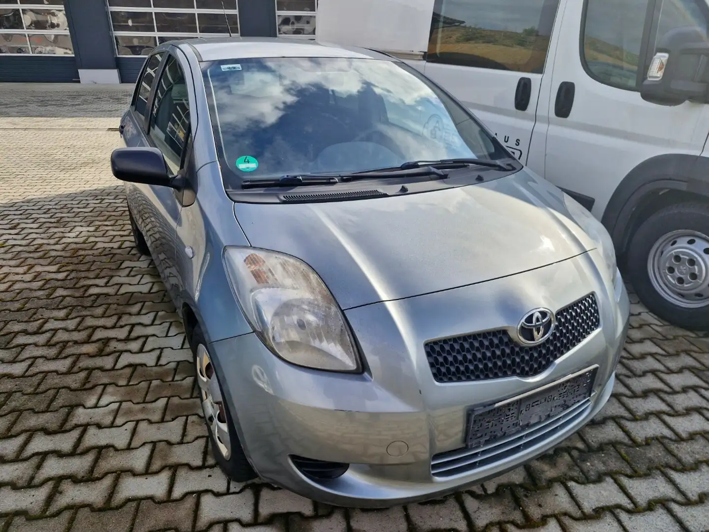 Toyota Yaris Yaris - 2