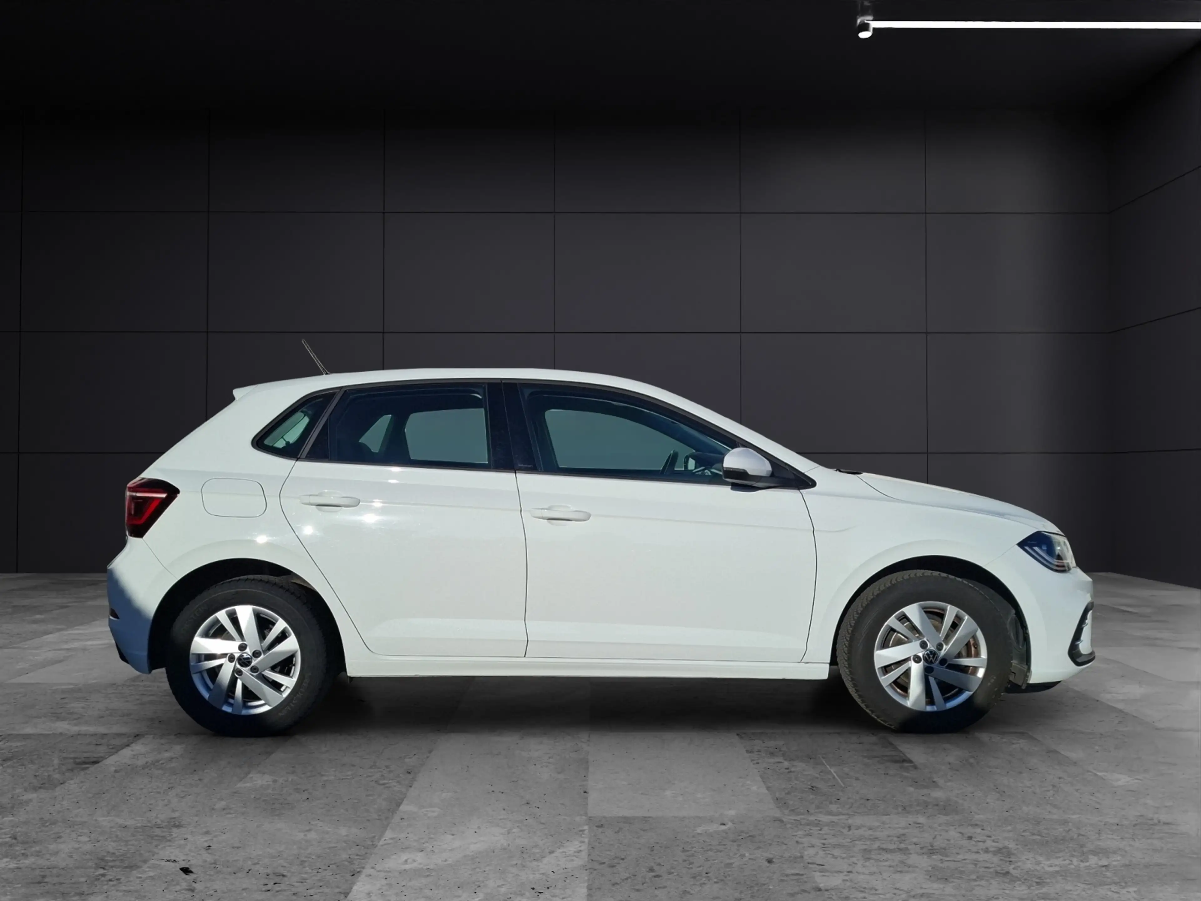 Volkswagen Polo TSI Style Matrix Navi AID ACC PDC SHZ LM — photo 6