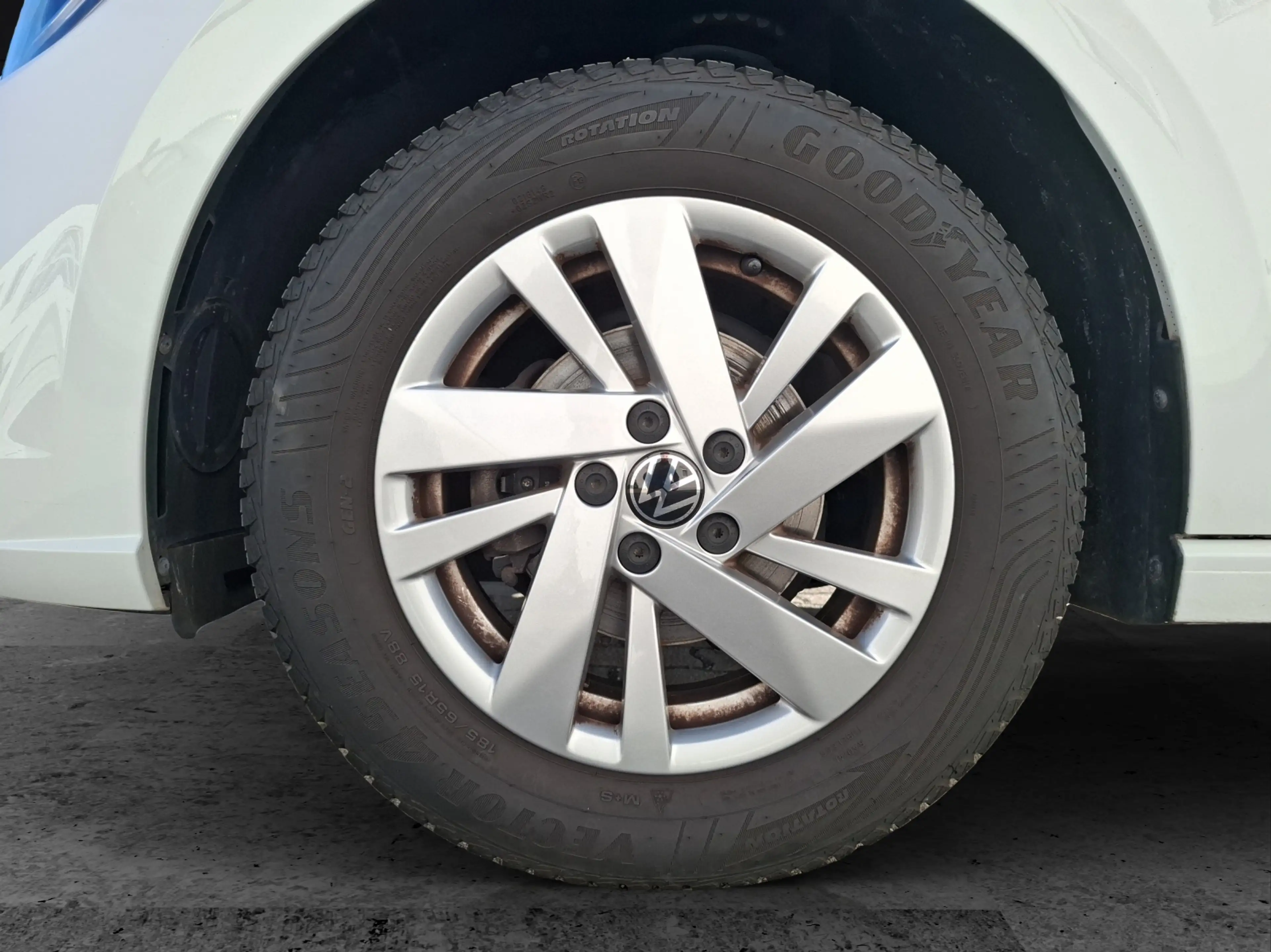 Volkswagen Polo TSI Style Matrix Navi AID ACC PDC SHZ LM — photo 9