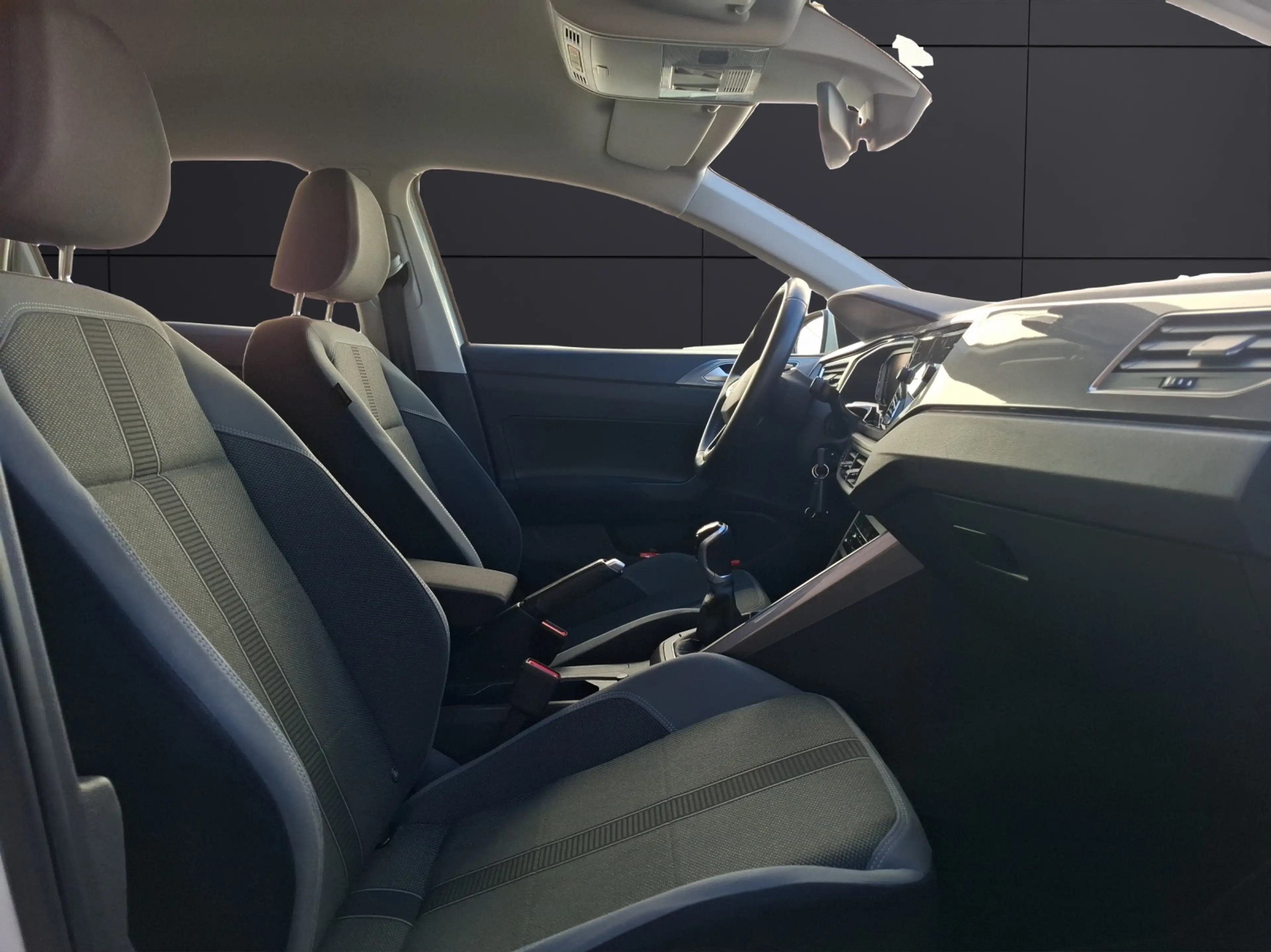 Volkswagen Polo TSI Style Matrix Navi AID ACC PDC SHZ LM — photo 12