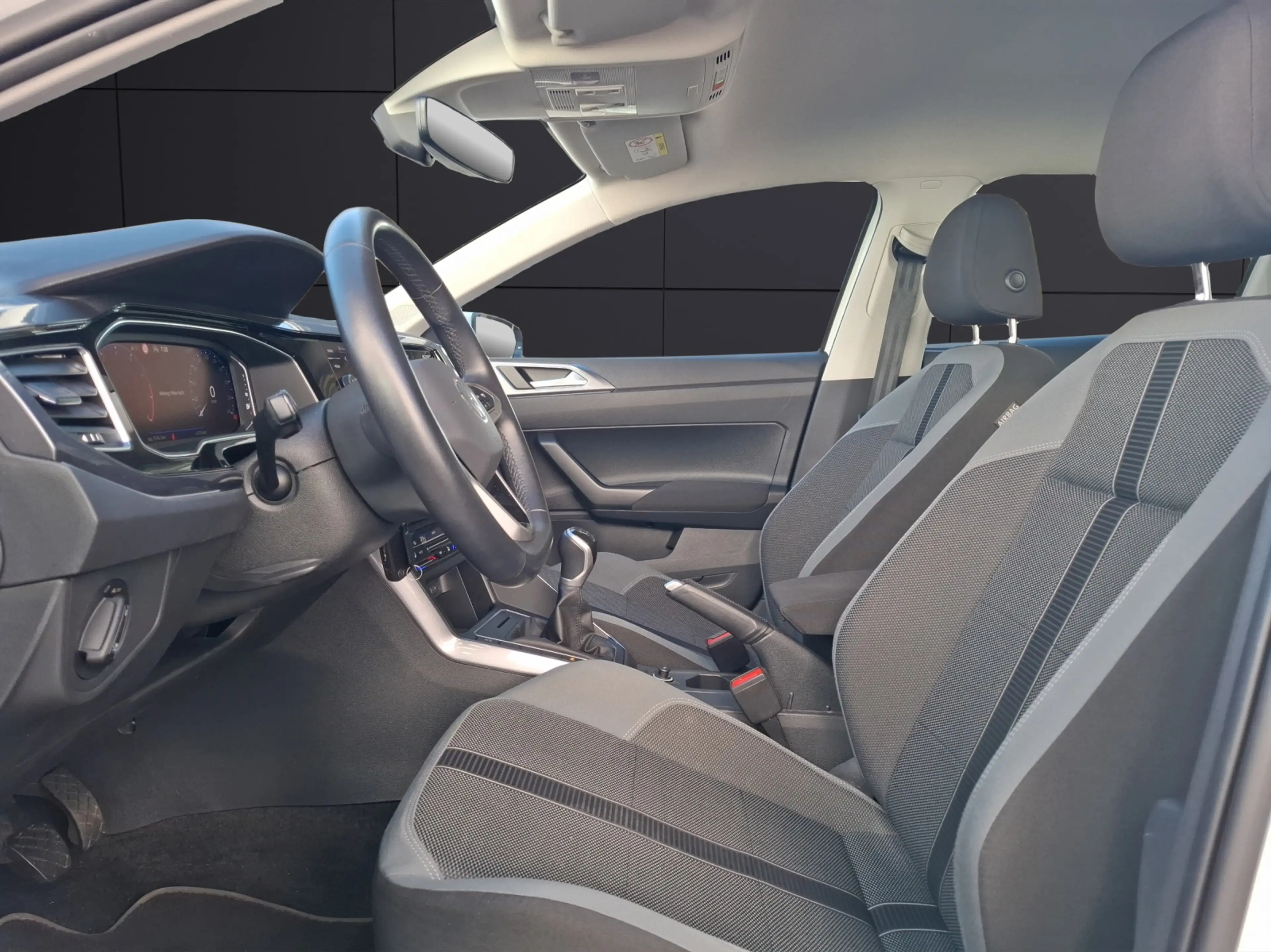 Volkswagen Polo TSI Style Matrix Navi AID ACC PDC SHZ LM — photo 10
