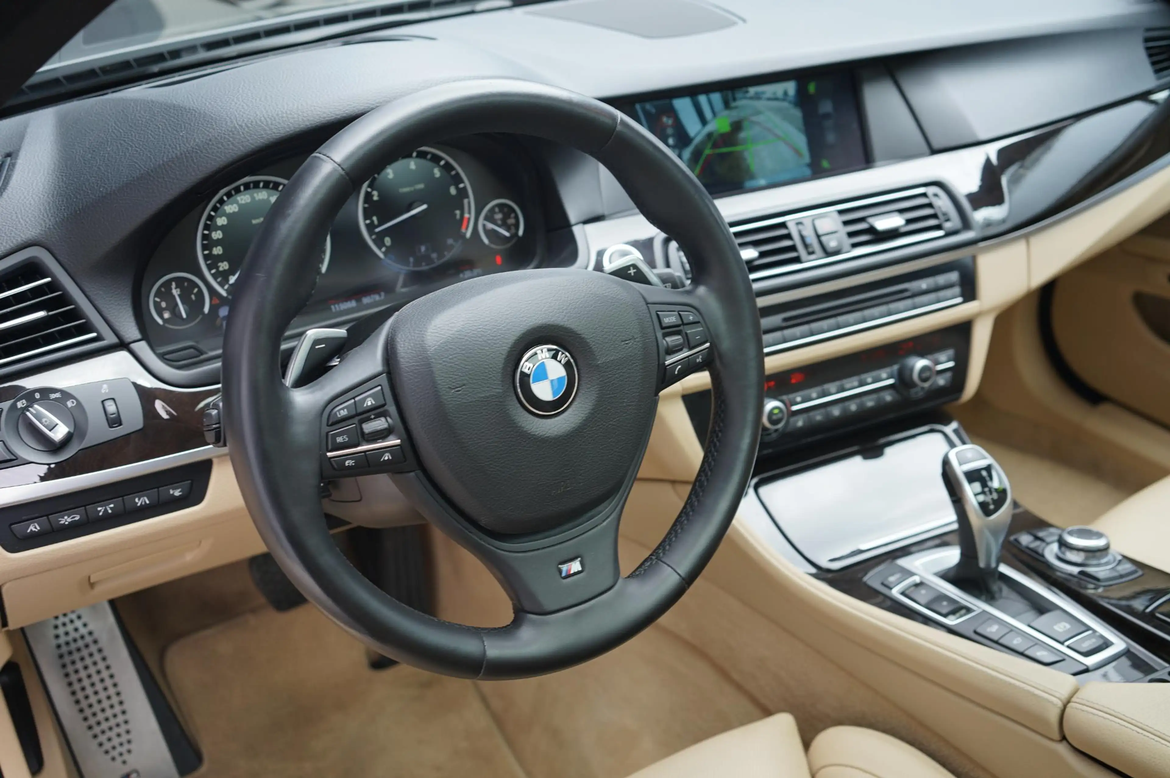 BMW 535 5-serie Touring 535xi High Executive M-pakket — photo 9