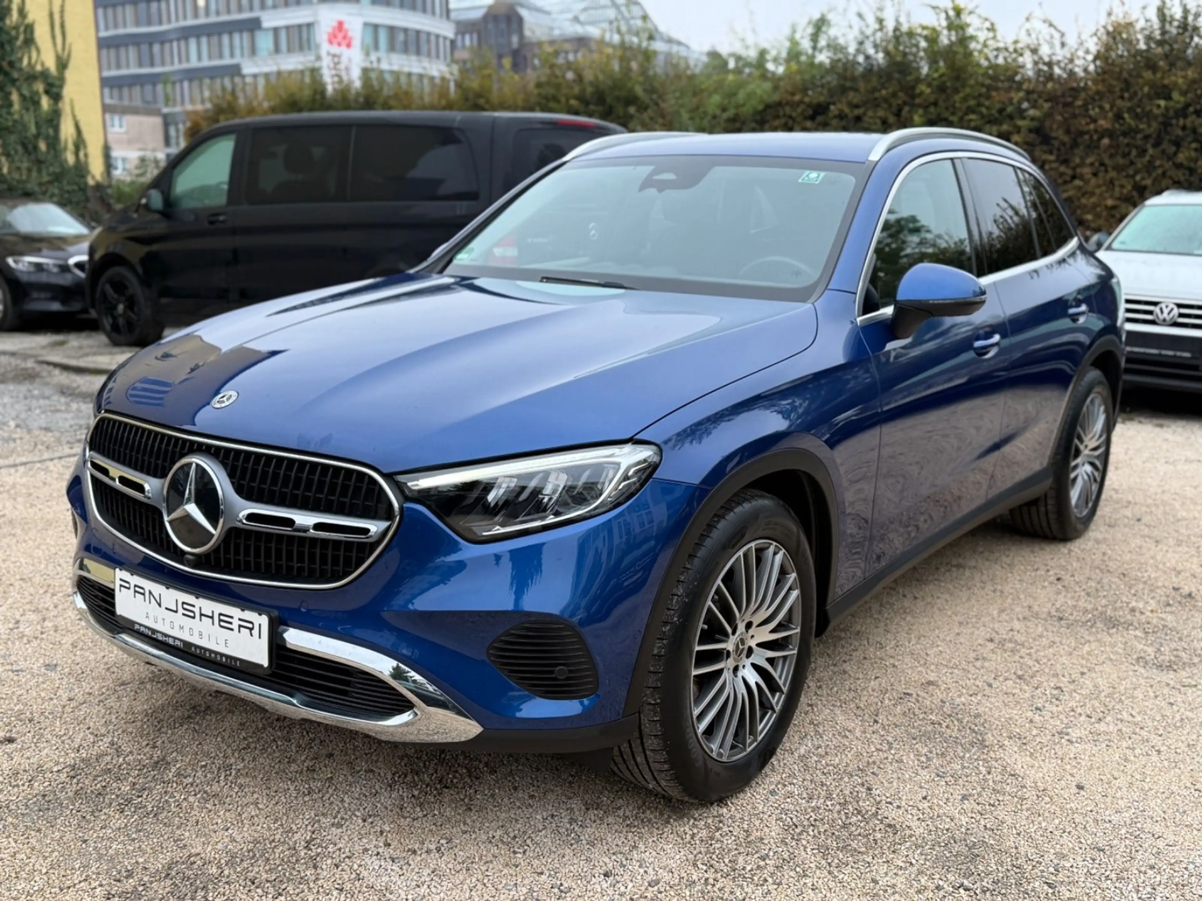 Mercedes-Benz GLC 220 GLC220d 4Matic Leder HuD Distronic AHK Memory — photo 3