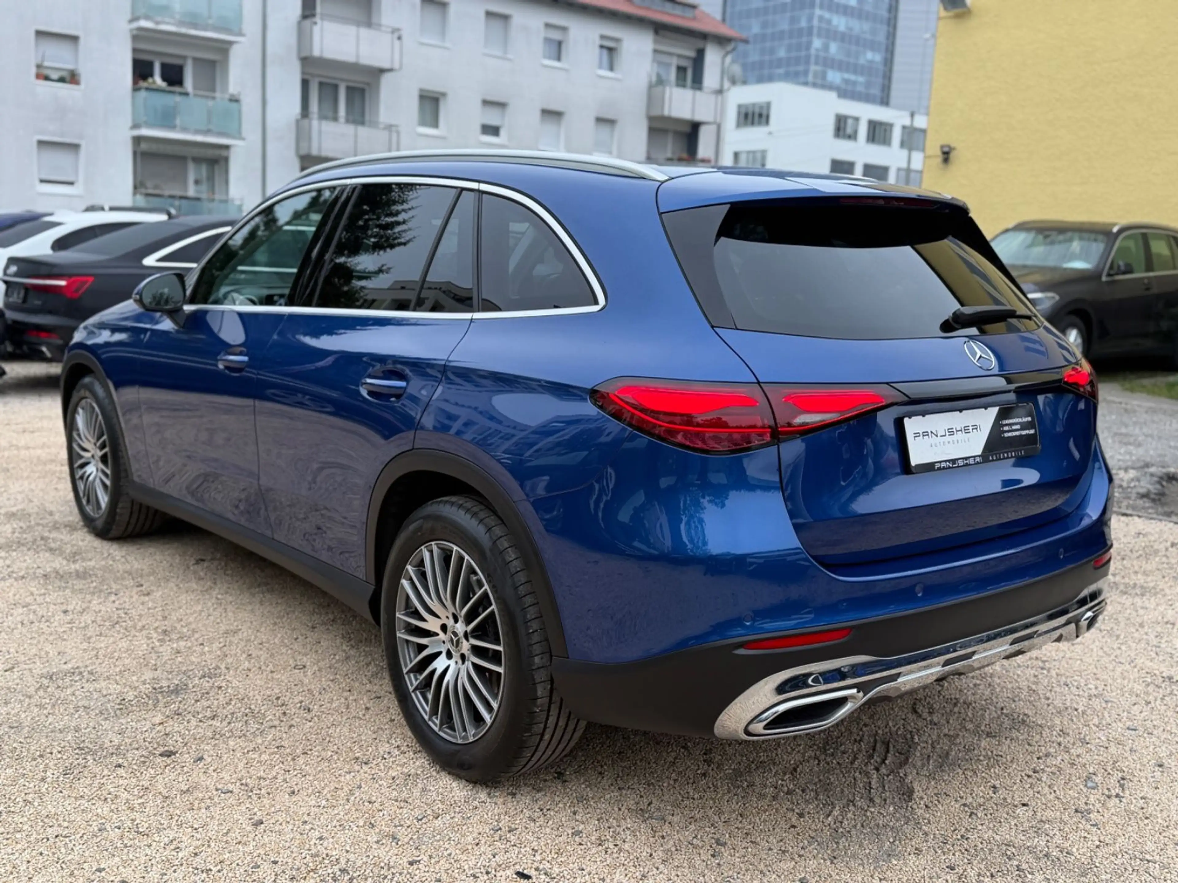 Mercedes-Benz GLC 220 GLC220d 4Matic Leder HuD Distronic AHK Memory — photo 4