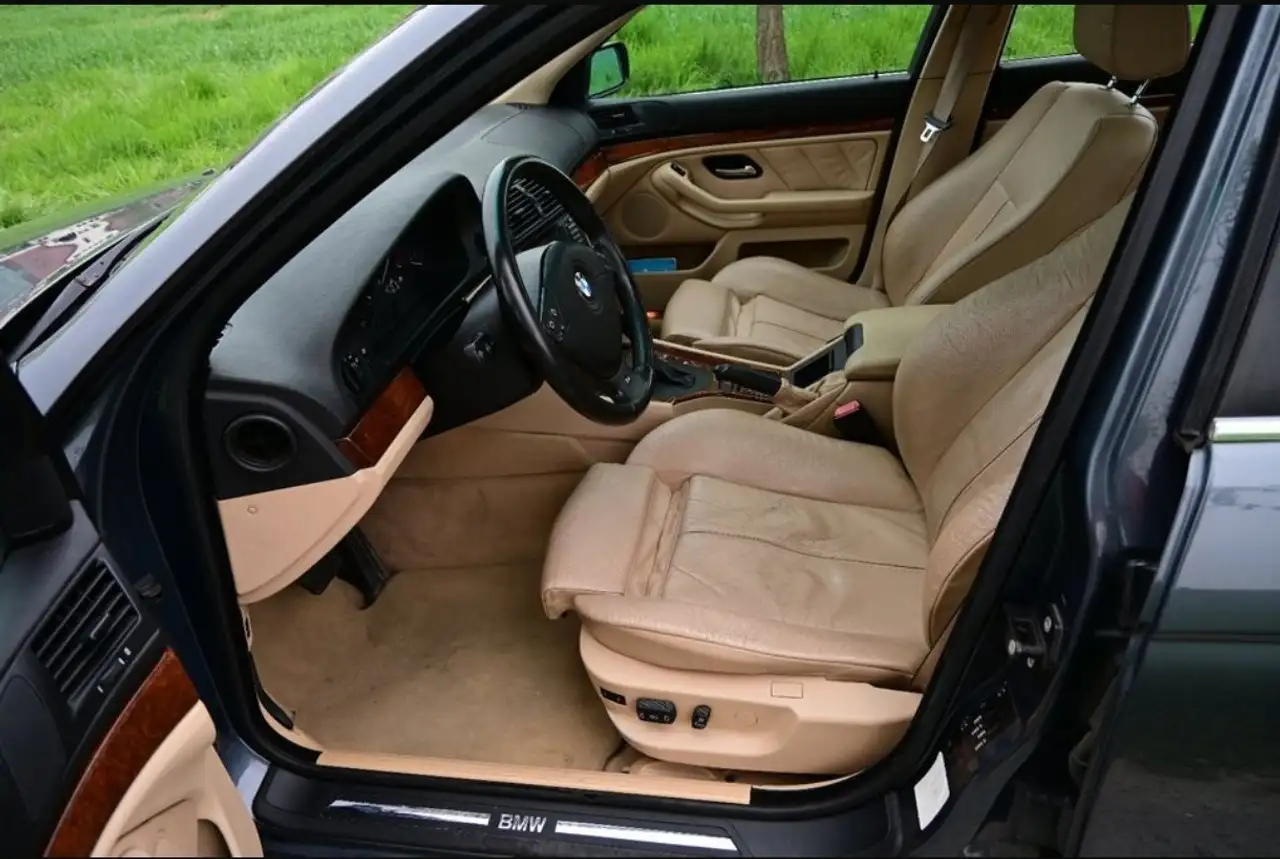 BMW 525i Automatik top Innenraum, foto 6