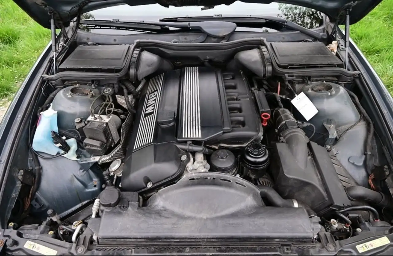 BMW 525i Automatik top Innenraum, foto 11