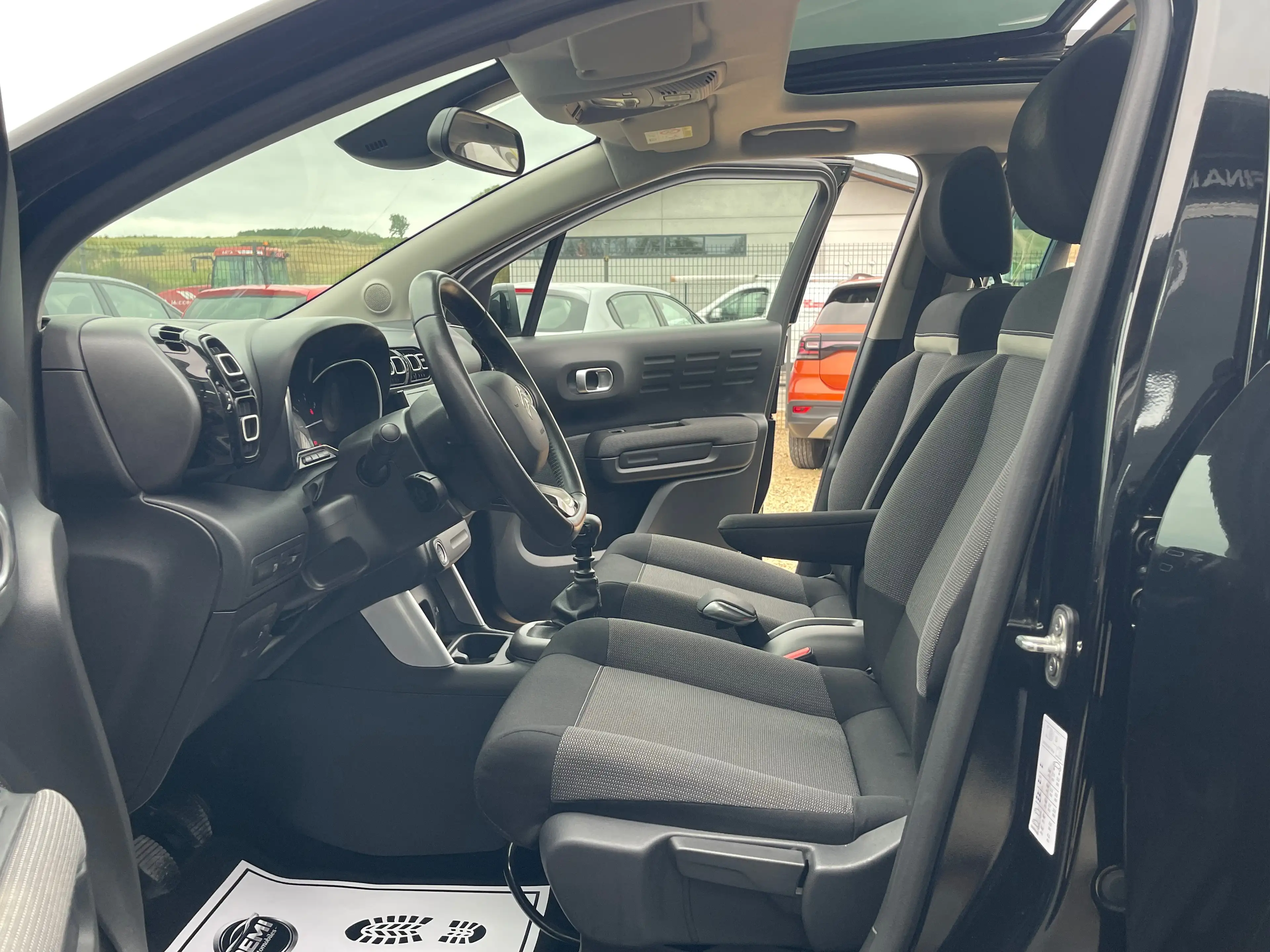 Citroen C3 Aircross 1.2i Shine S*NAVI*GARANTIE 1AN — photo 11