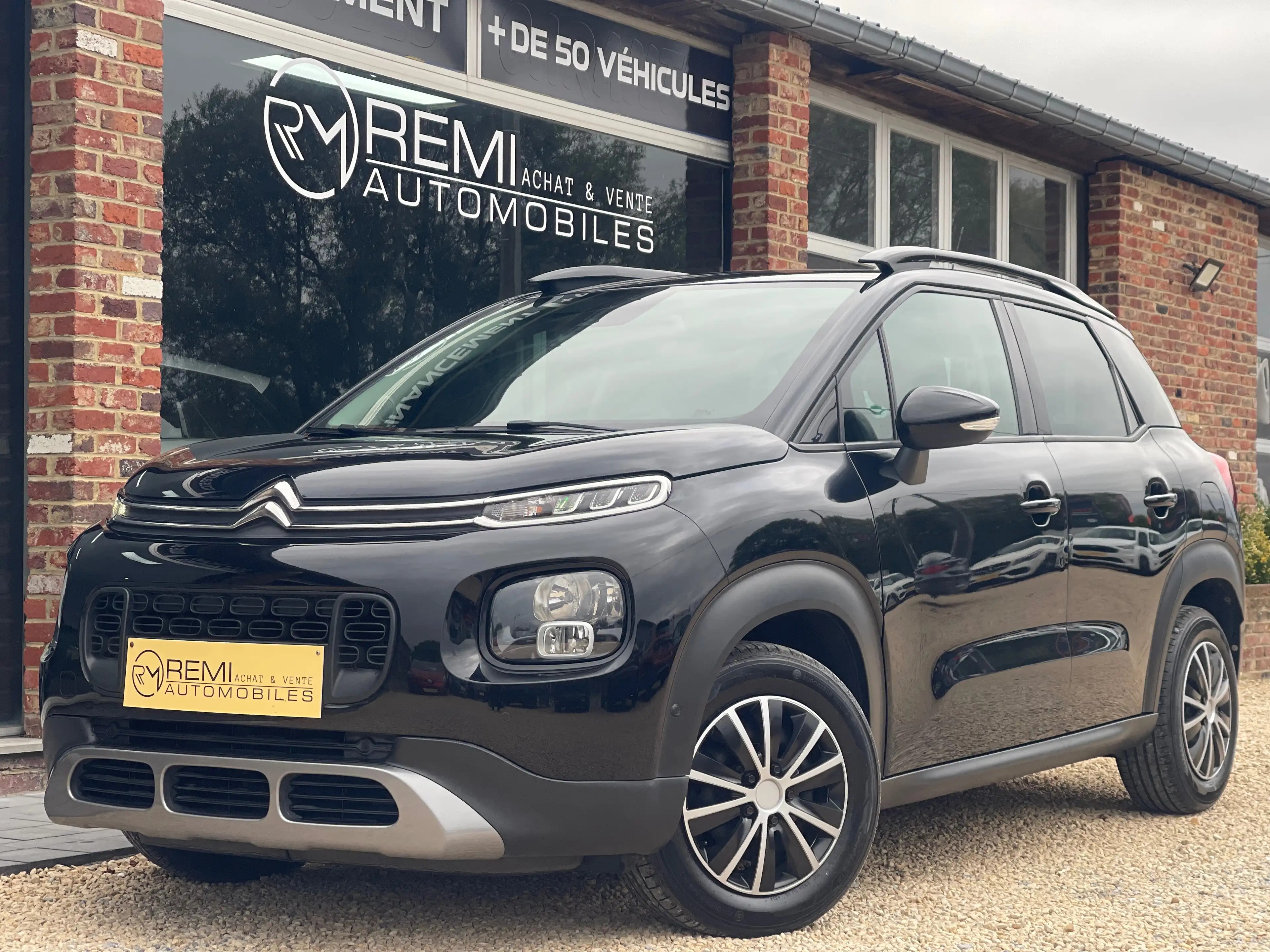 Citroen C3 Aircross 1.2i Shine S*NAVI*GARANTIE 1AN