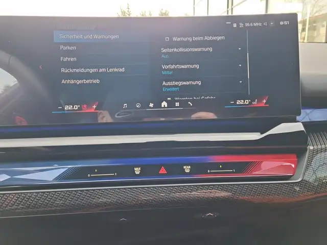 BMW M5 Basis Touring AHK+Compound+Comfort+DrivAssistPr... Ansicht 24