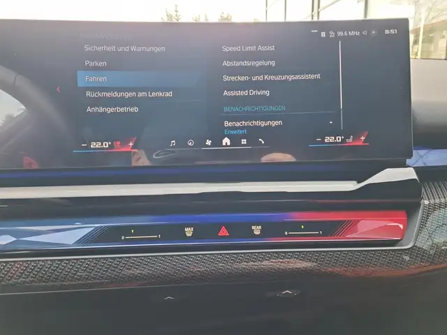 BMW M5 Basis Touring AHK+Compound+Comfort+DrivAssistPr... Ansicht 25