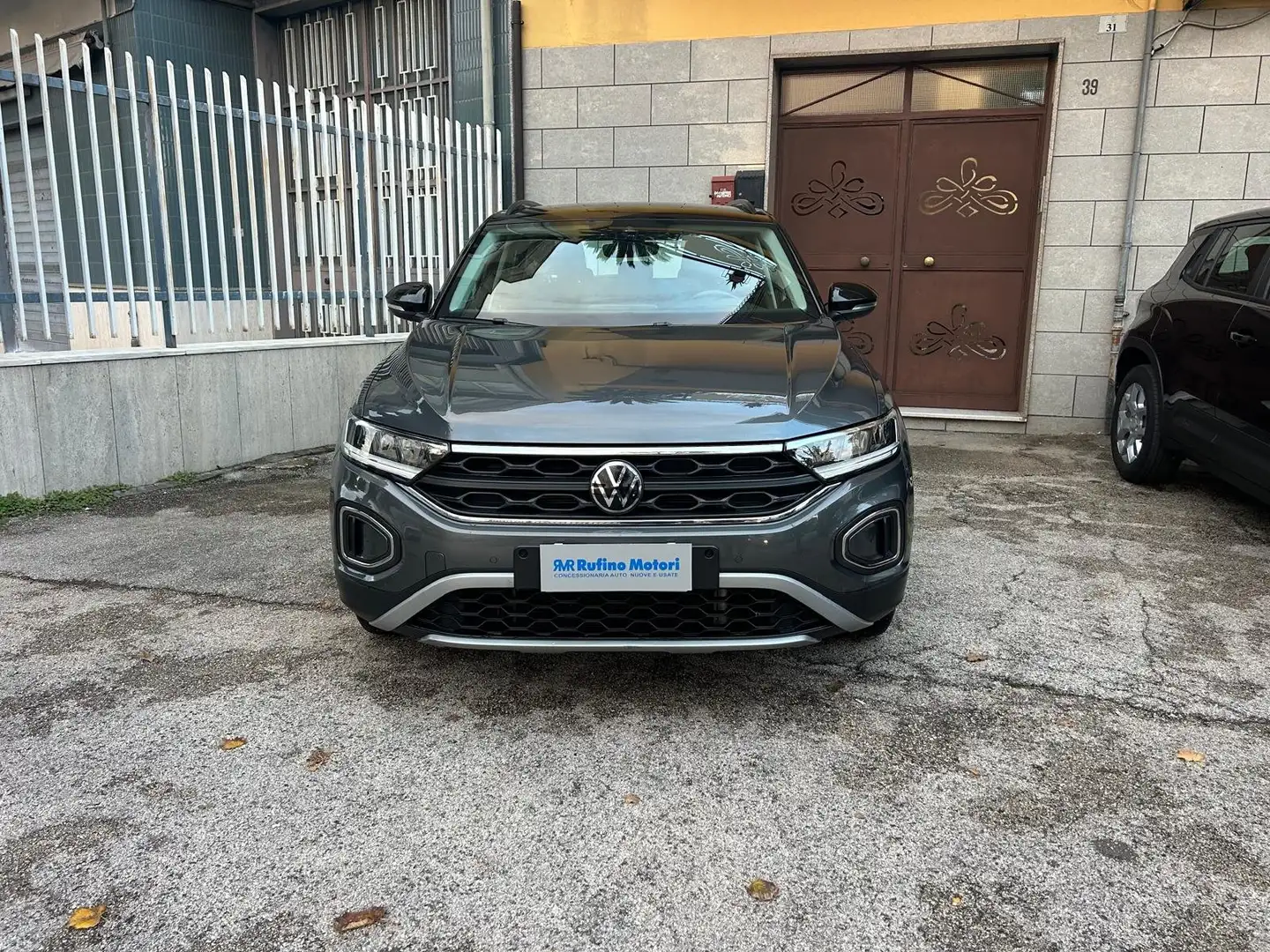 Volkswagen T-Roc T-Roc 2.0 tdi Life 150cv dsg Grigio - 1