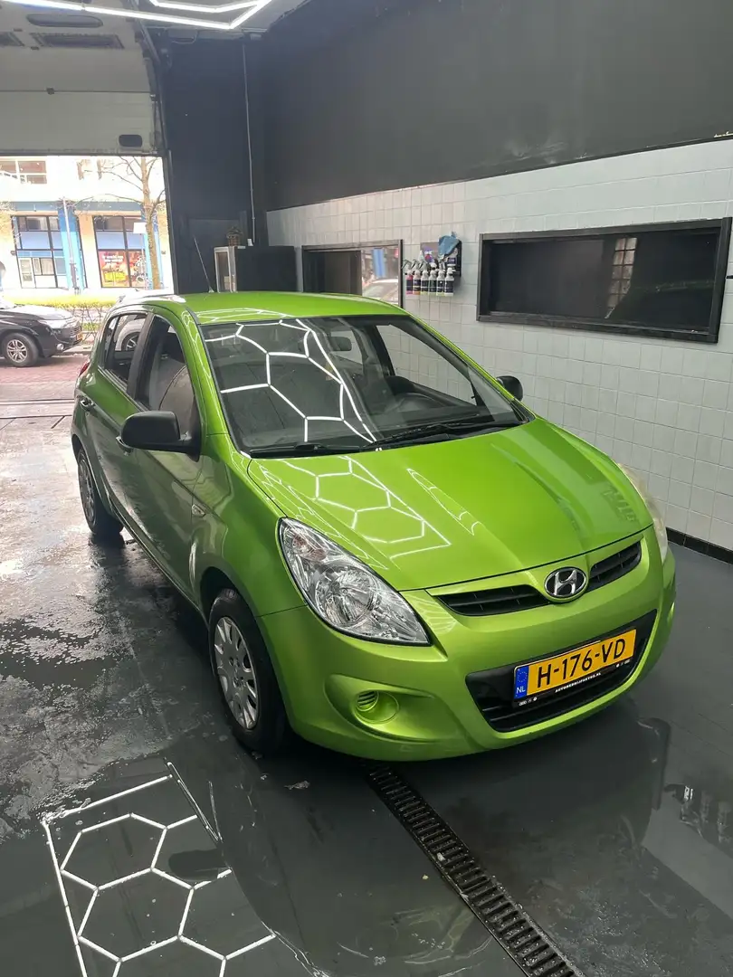 Hyundai i20 1.2 Comfort Version Vert - 1