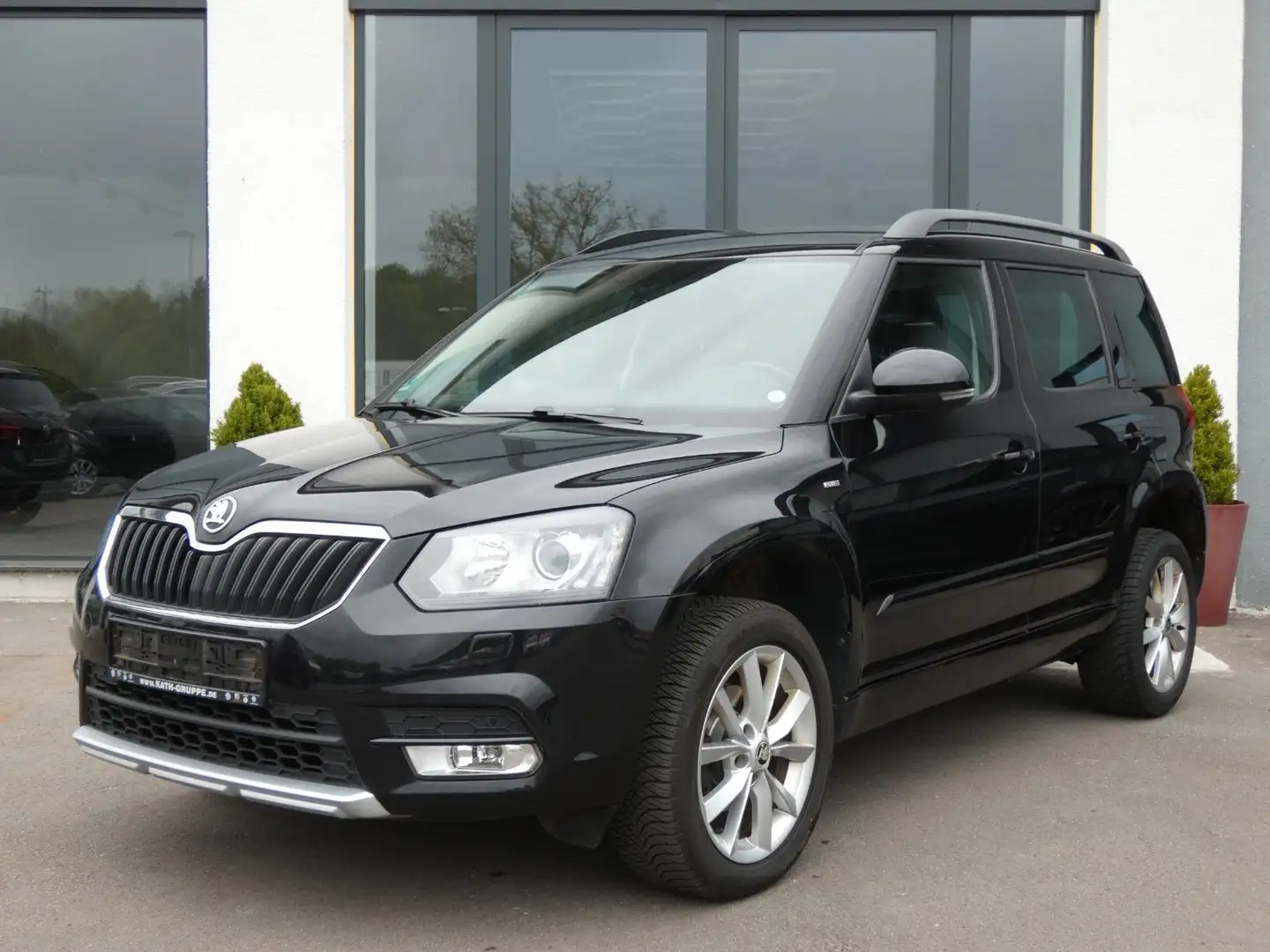 Skoda Yeti Drive*Klima*Shz*Pdc*Xenon*Tempomat* Negro - 1