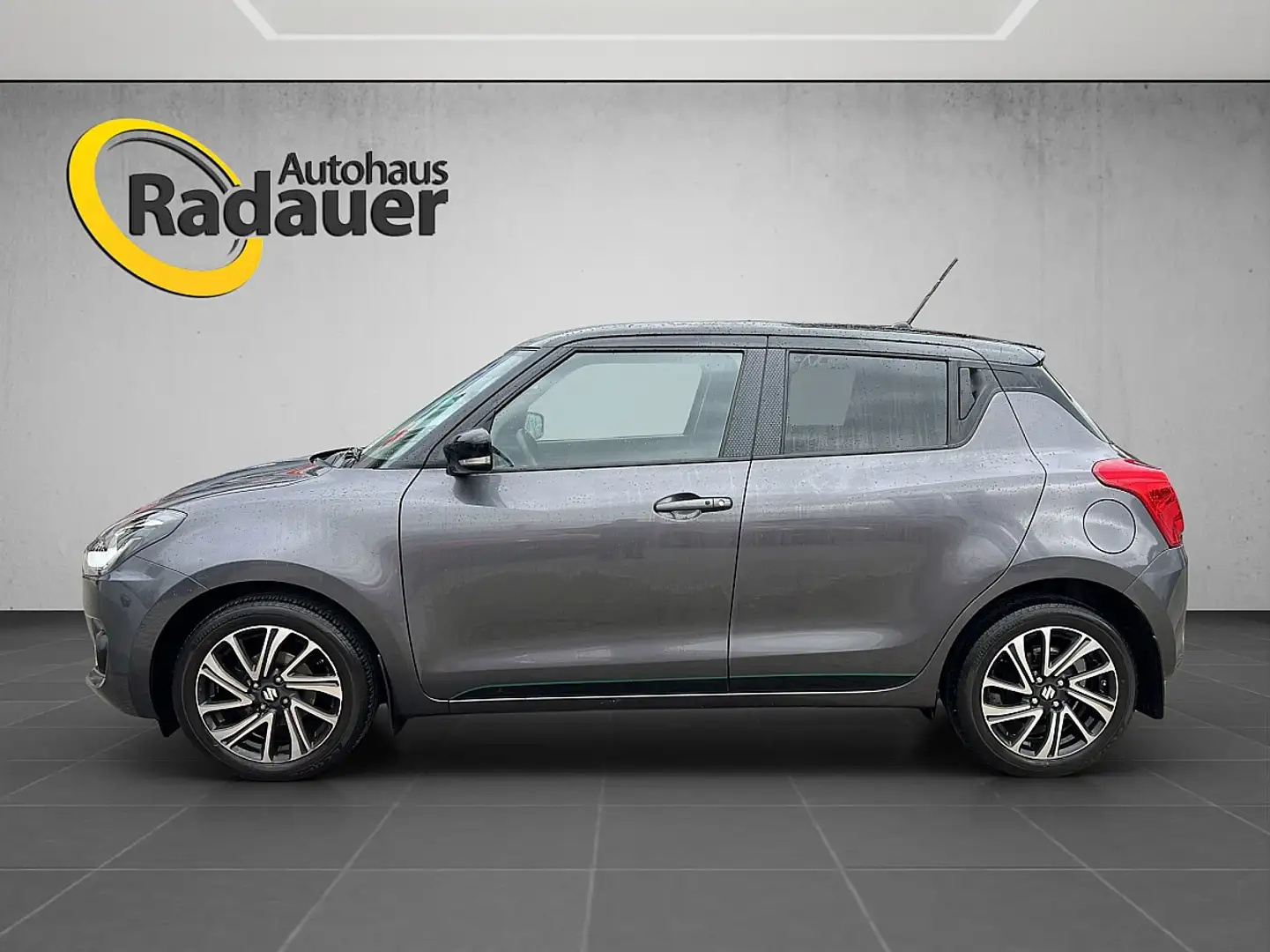 Suzuki Swift 1,2 Hybrid DualJet Flash Gris - 2