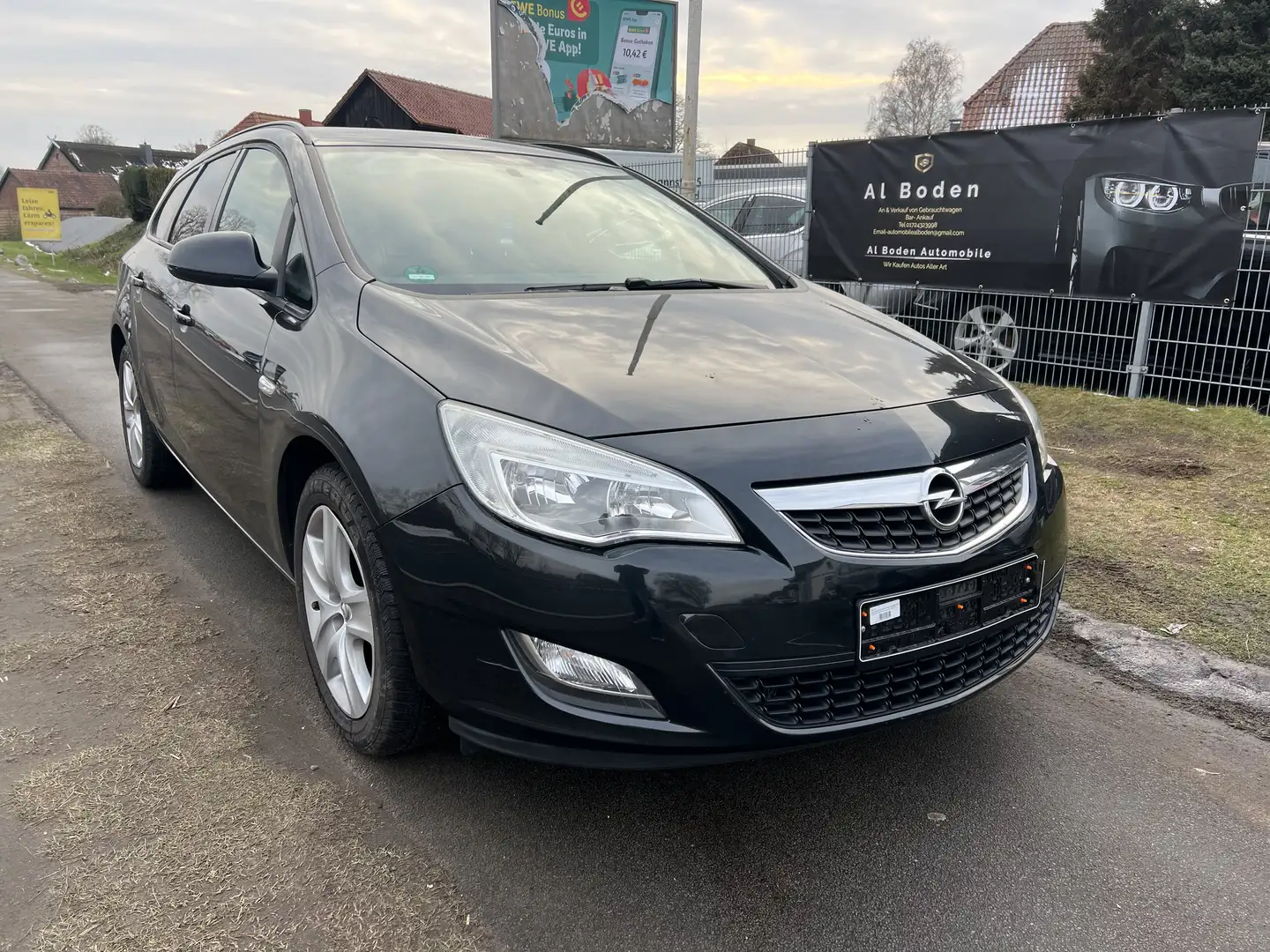 Opel Astra Design Edition Klimaanlage Tüv 03/2026 Schwarz - 1