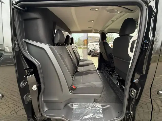Renault Trafic view 10