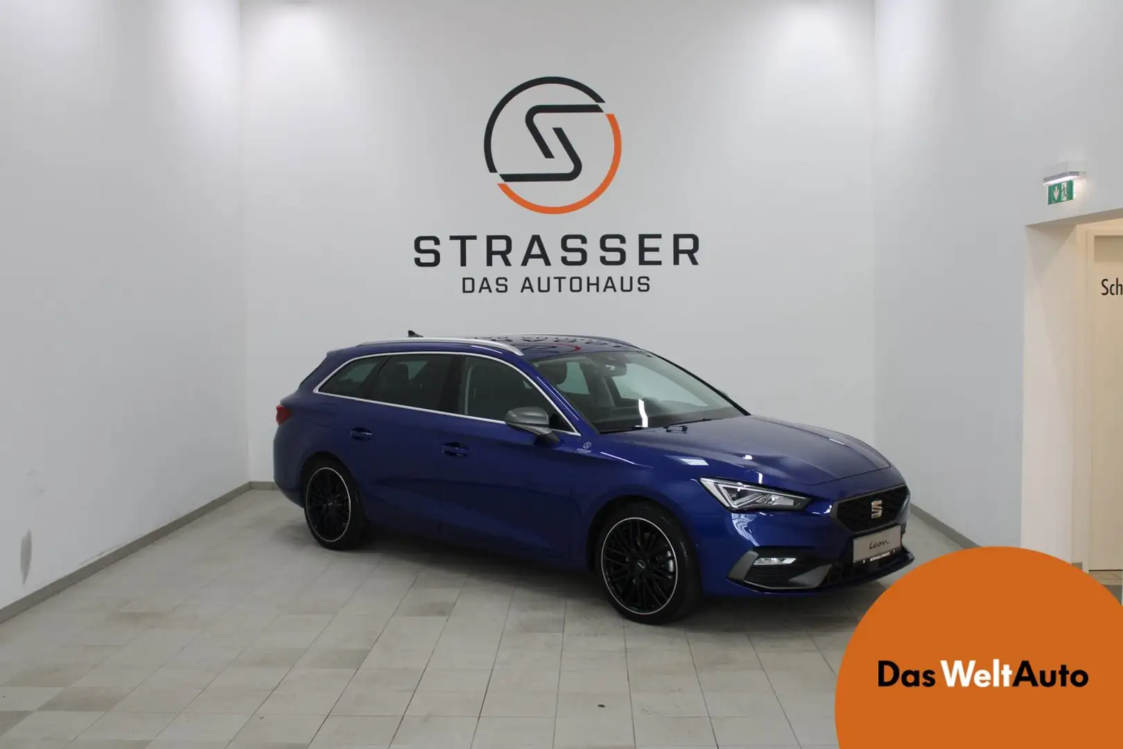 SEAT Leon FR 2.0 TDI DSG 4Drive Blauw - 1