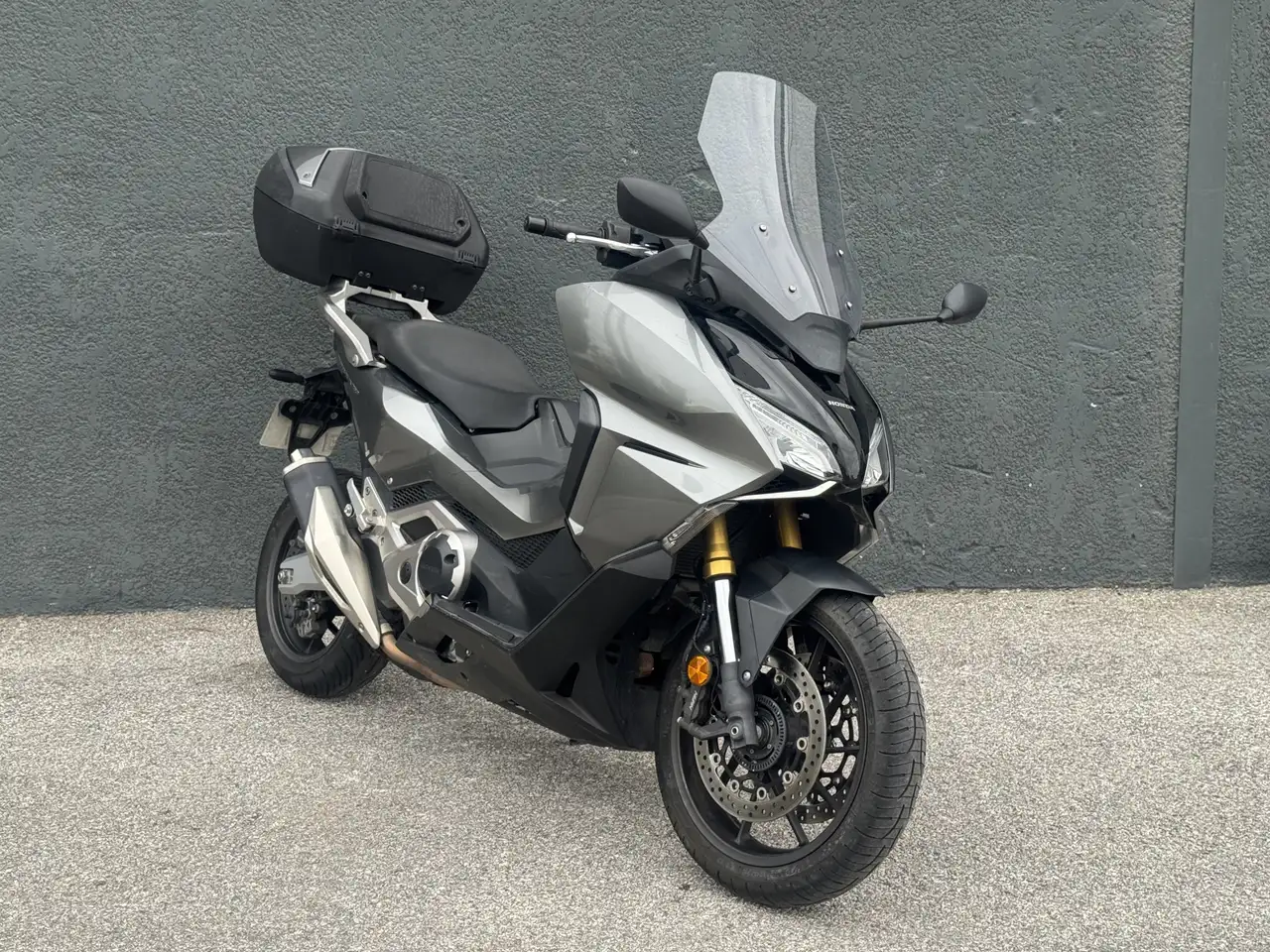 Honda Forza 750