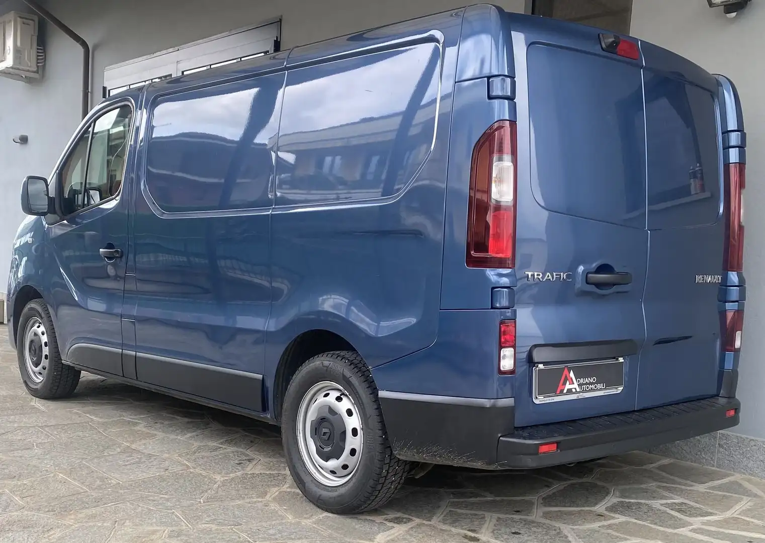 Renault Trafic T29 2.0 dCi 145CV PC-TN Zen Heavy Energy - 2