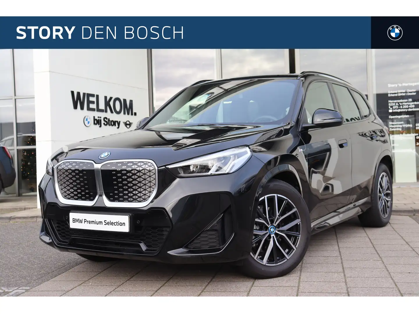 BMW iX1 eDrive20 M Sport / Sportstoelen / M Adaptief onder Noir - 1
