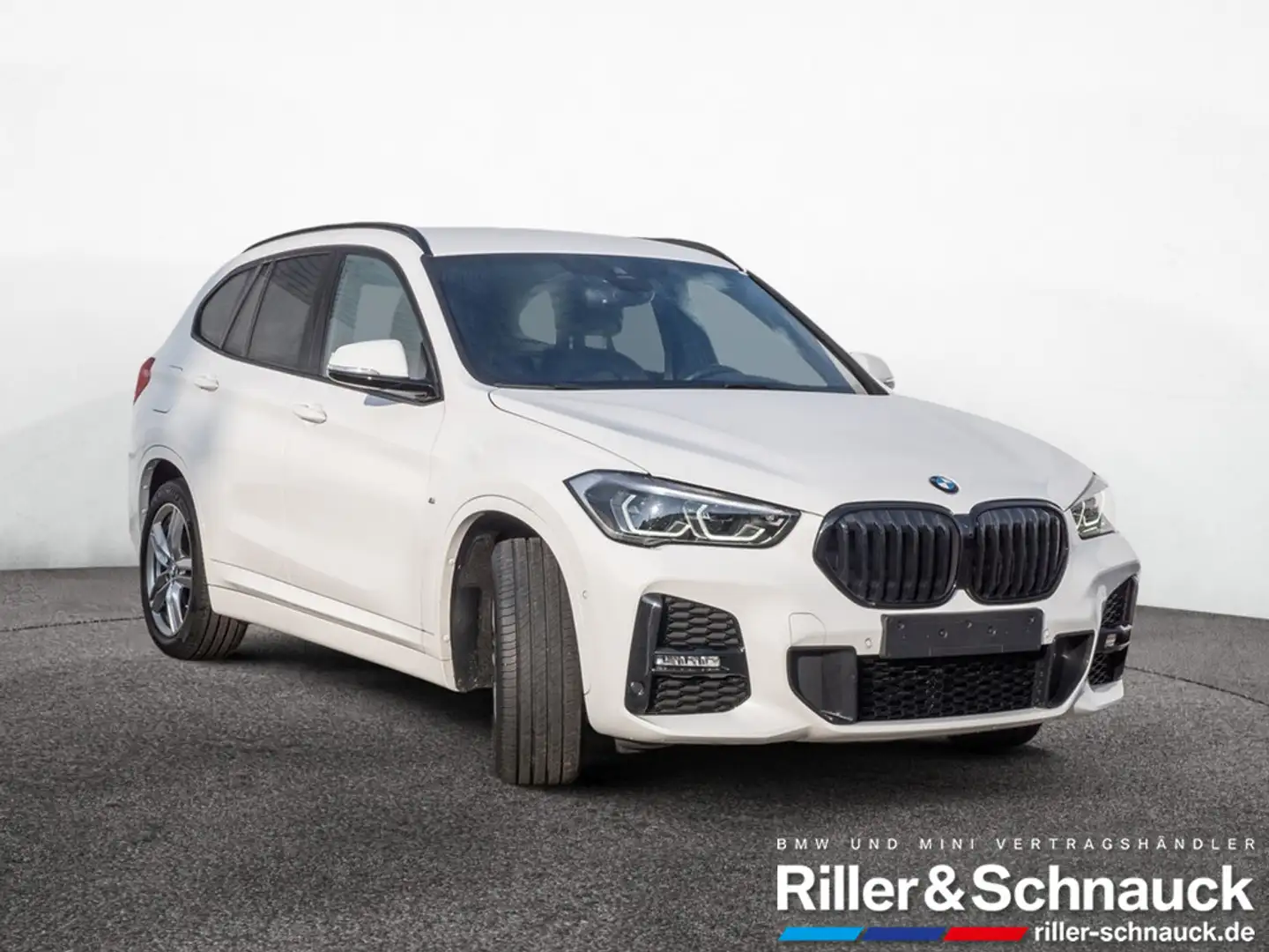BMW X1 xDrive 20i M-Sport LED+NAVI+KAMERA+KEYLESS Weiß - 2