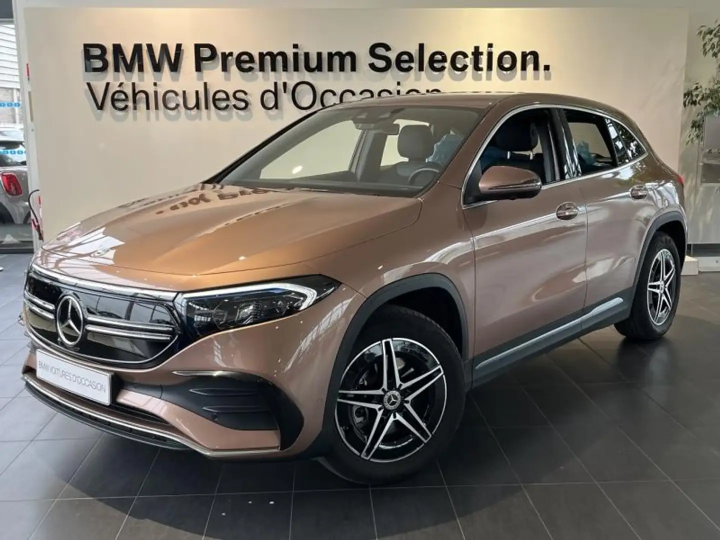 Mercedes-Benz EQA 250+ 190ch AMG Line Argent - 1