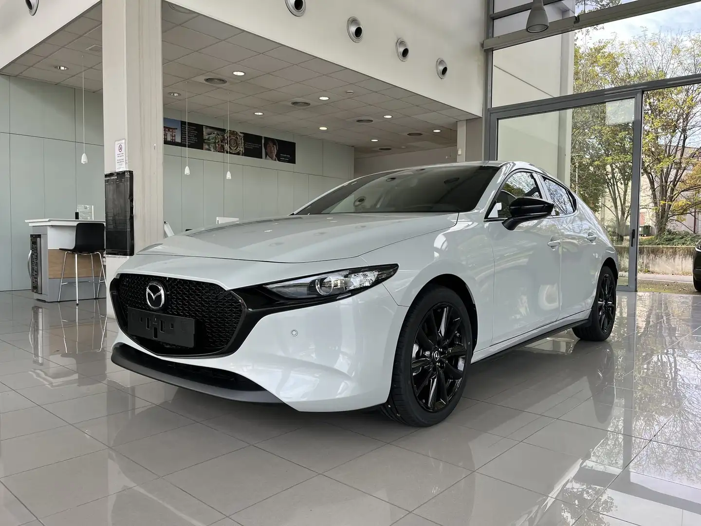 Mazda 3 2.5 e-Skyactiv-G Homura 103kW Blanco - 1