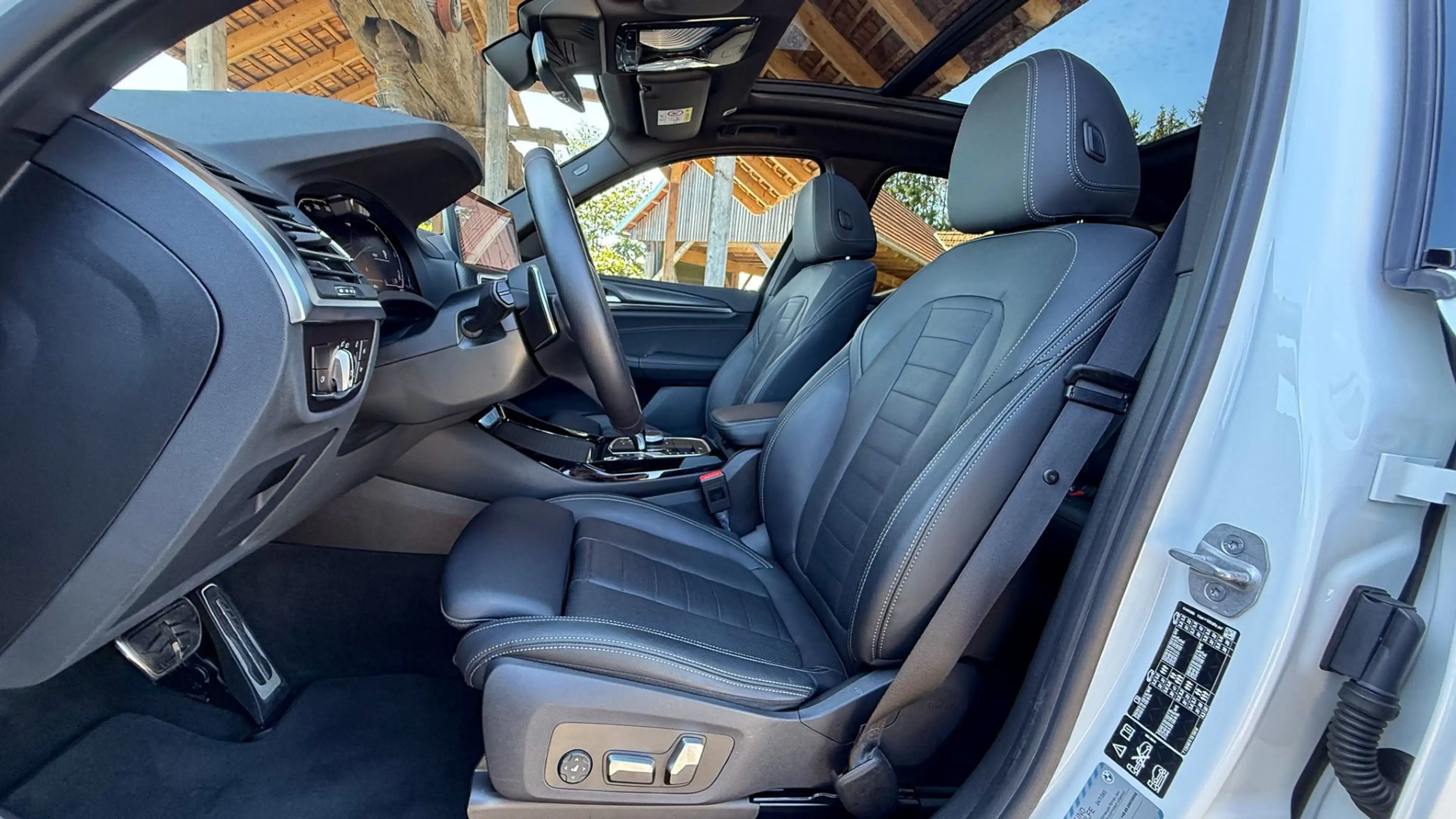 BMW X3 xDrive 20d M-Sportpaket — photo 14