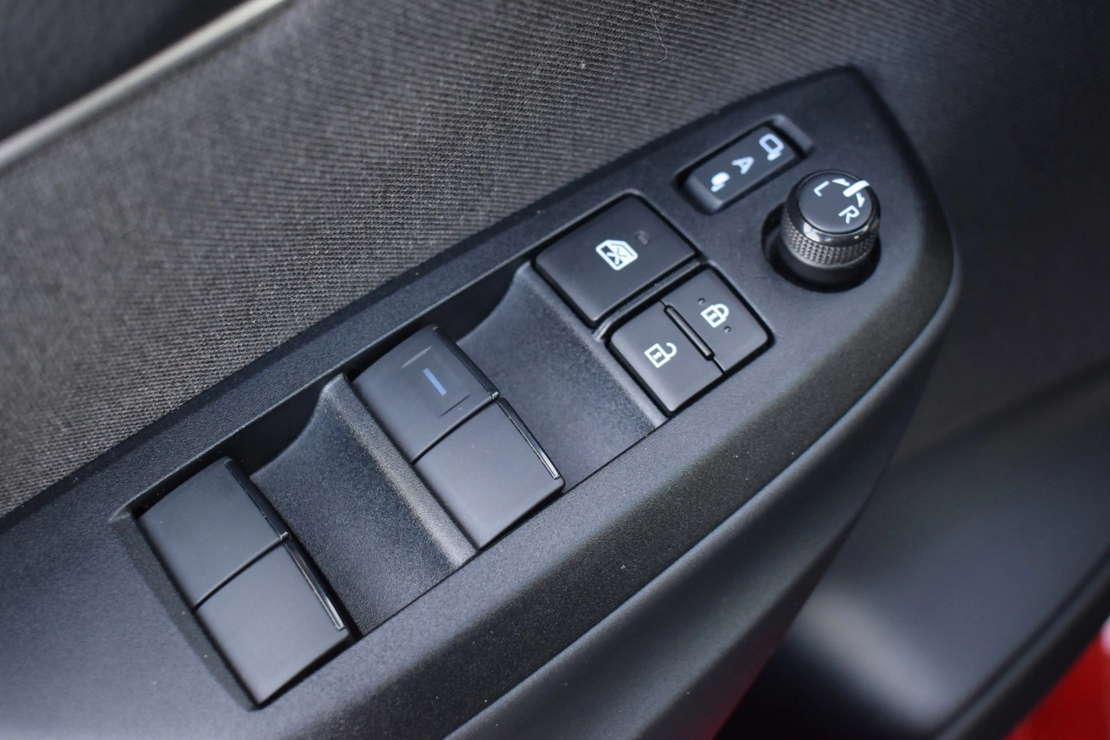Toyota Yaris 1.5 Hybrid Executive | Adaptive Cruise | Apple Car — photo 12