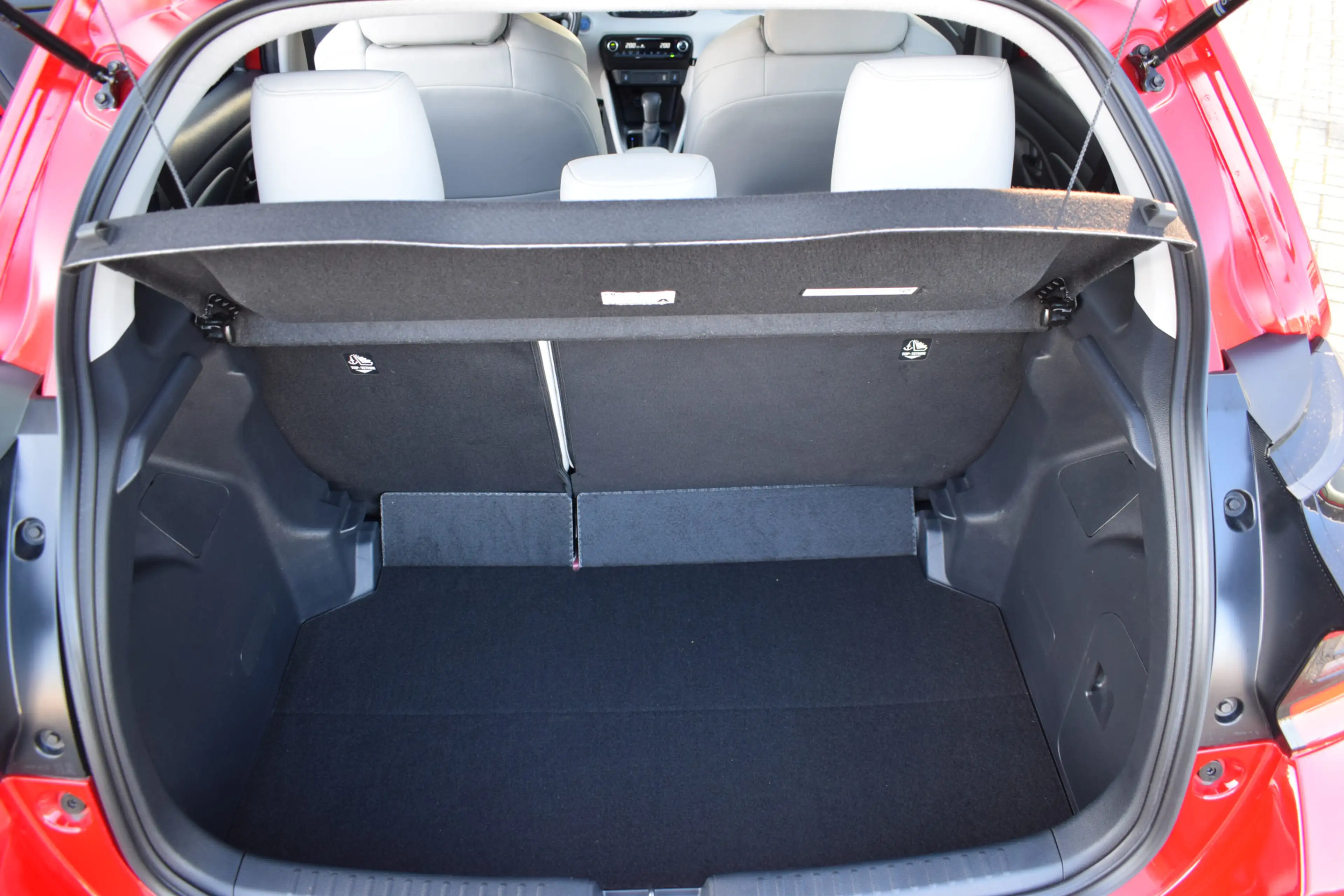 Toyota Yaris 1.5 Hybrid Executive | Adaptive Cruise | Apple Car — photo 9