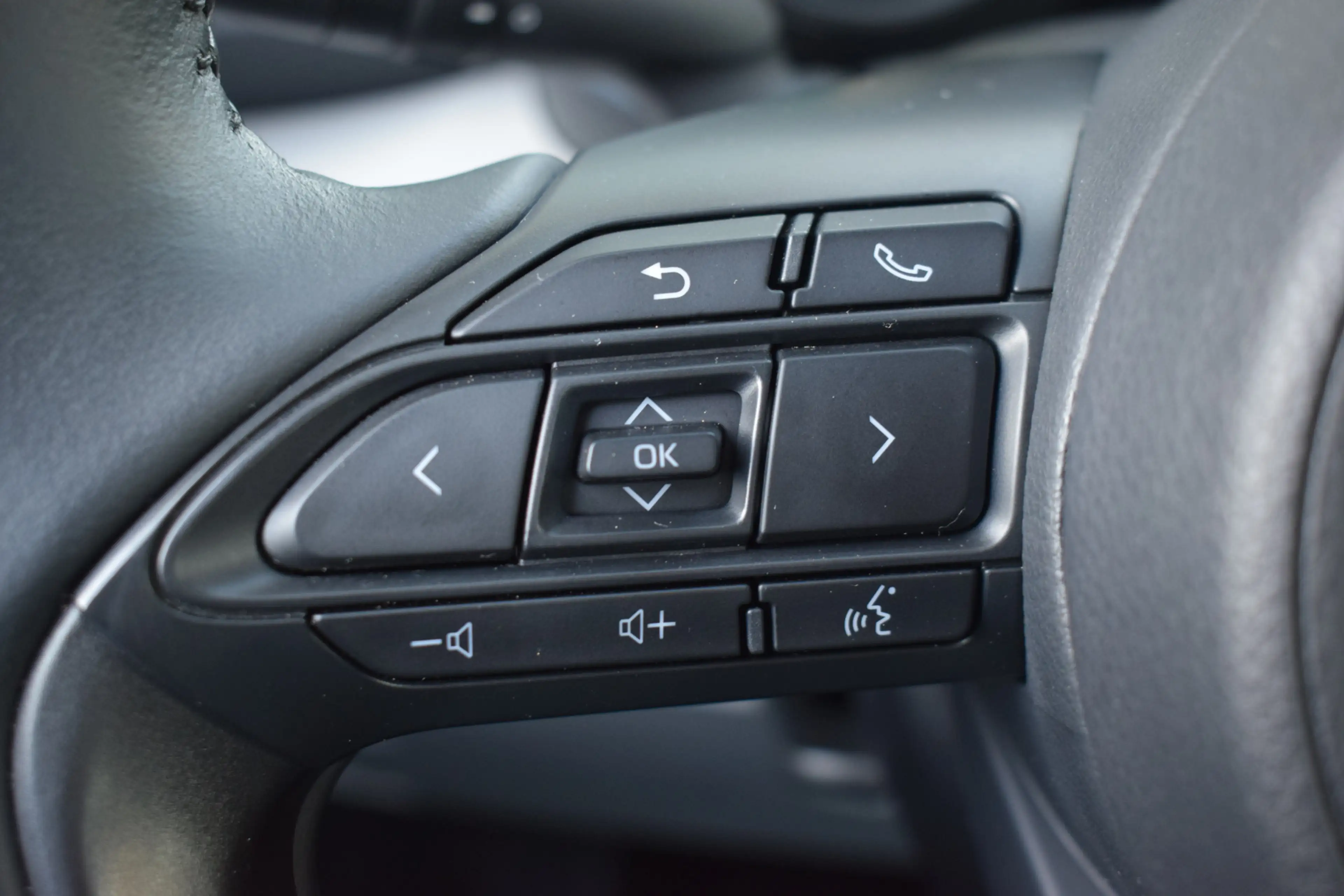 Toyota Yaris 1.5 Hybrid Executive | Adaptive Cruise | Apple Car — photo 13