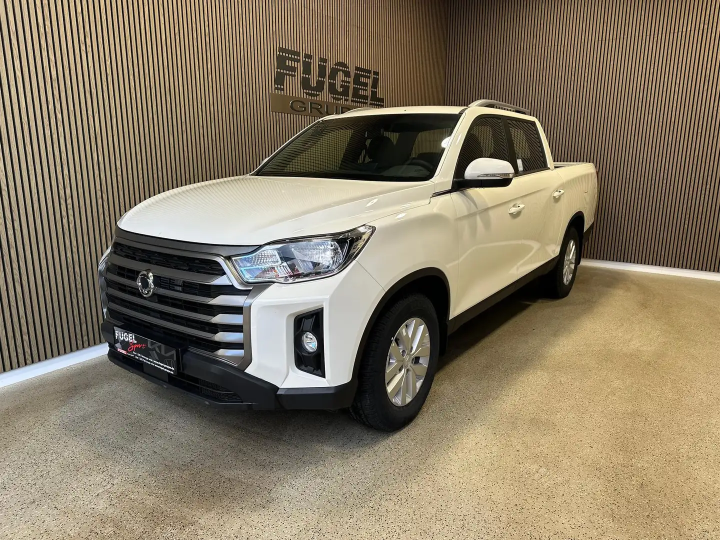 SsangYong Musso Grand 2.2 D 4WD Amber AHK starr|SHZ|Temp. Fehér - 2