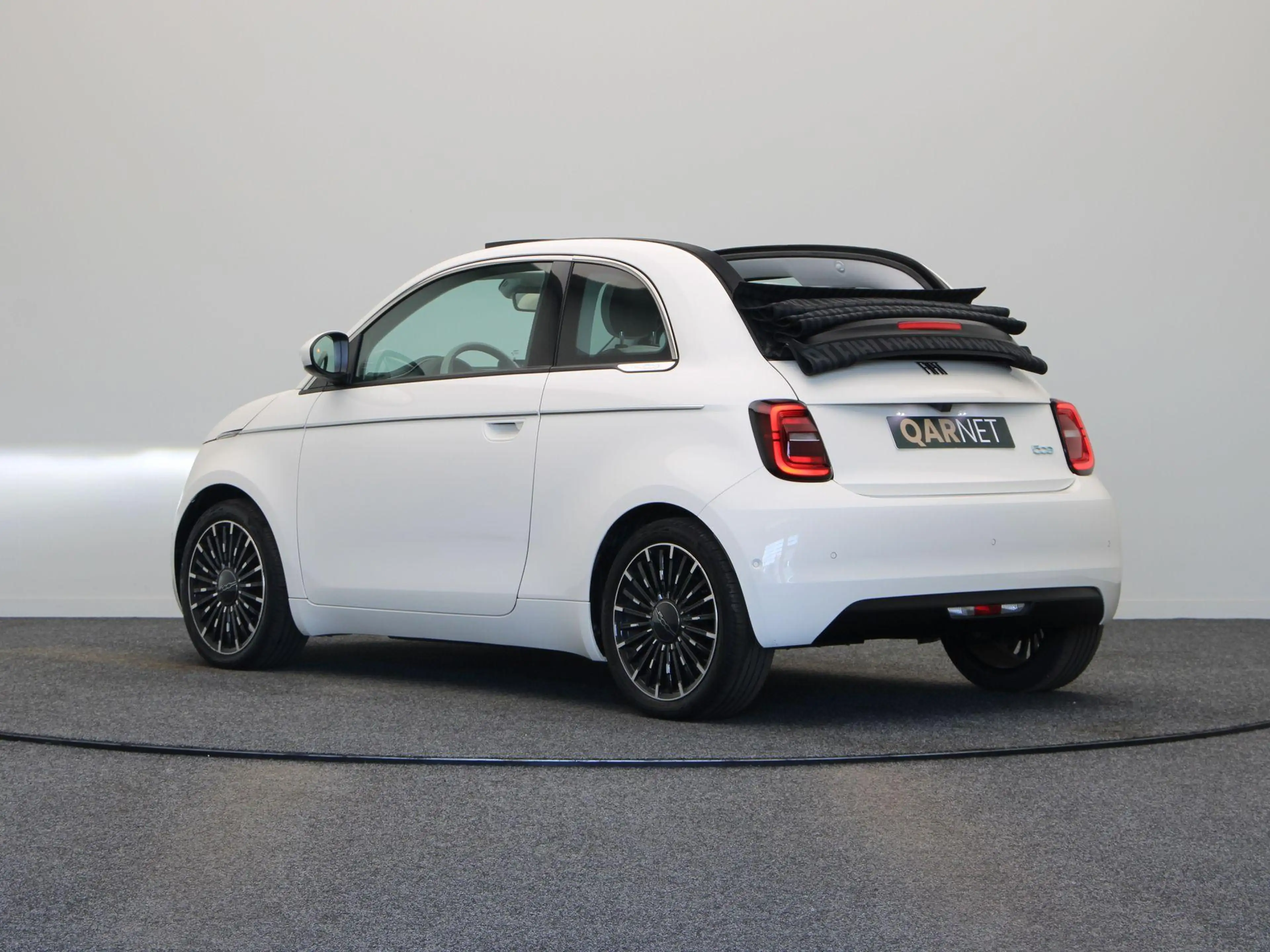 Fiat 500C La Prima 42 kWh | WLTP 299km | Getint Glas | Full — photo 2